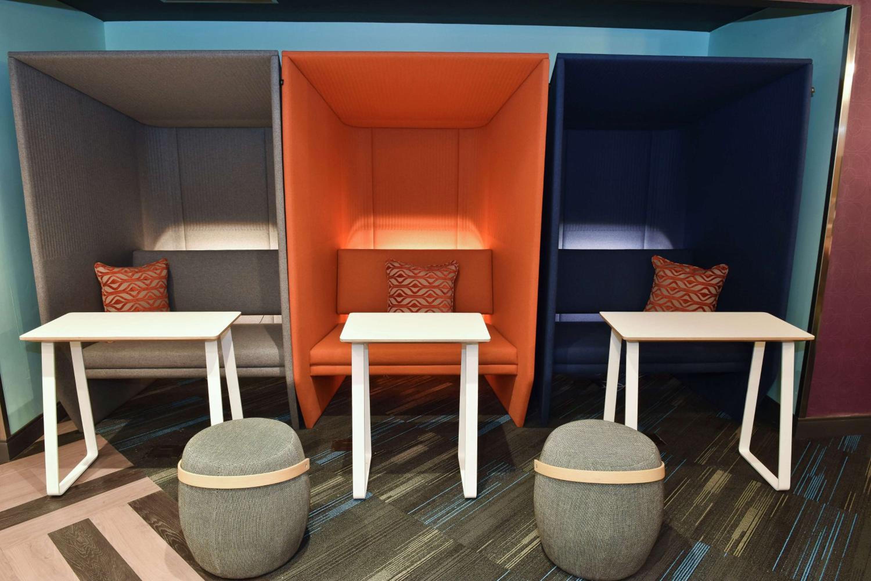 Lawrence Vacations - Tru By Hilton Lawrence - Property Image 4