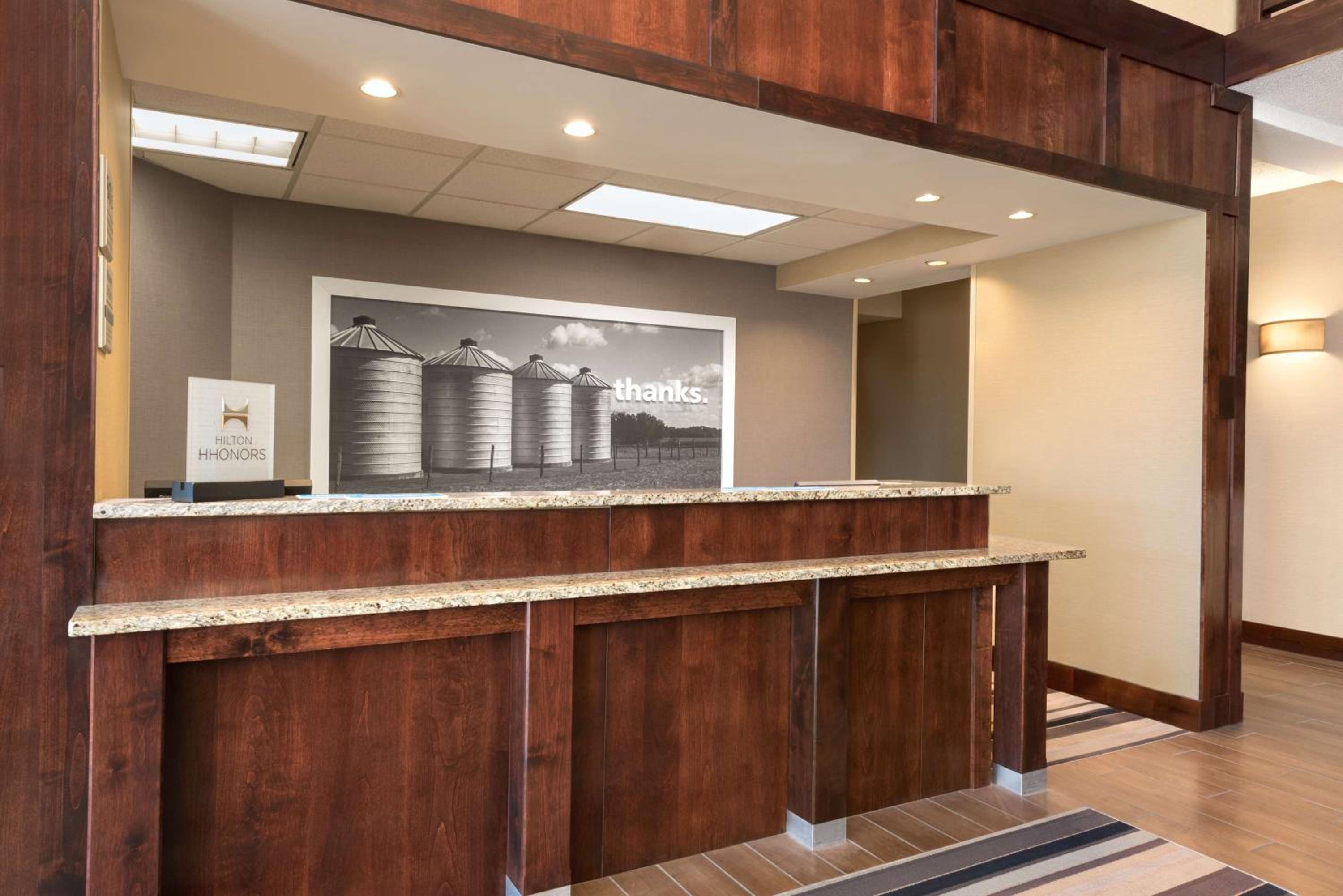 Lawrence Vacations - Hampton Inn Lawrence - Property Image 3