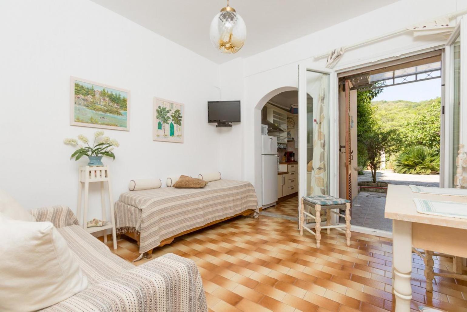Effie Apartment view 5