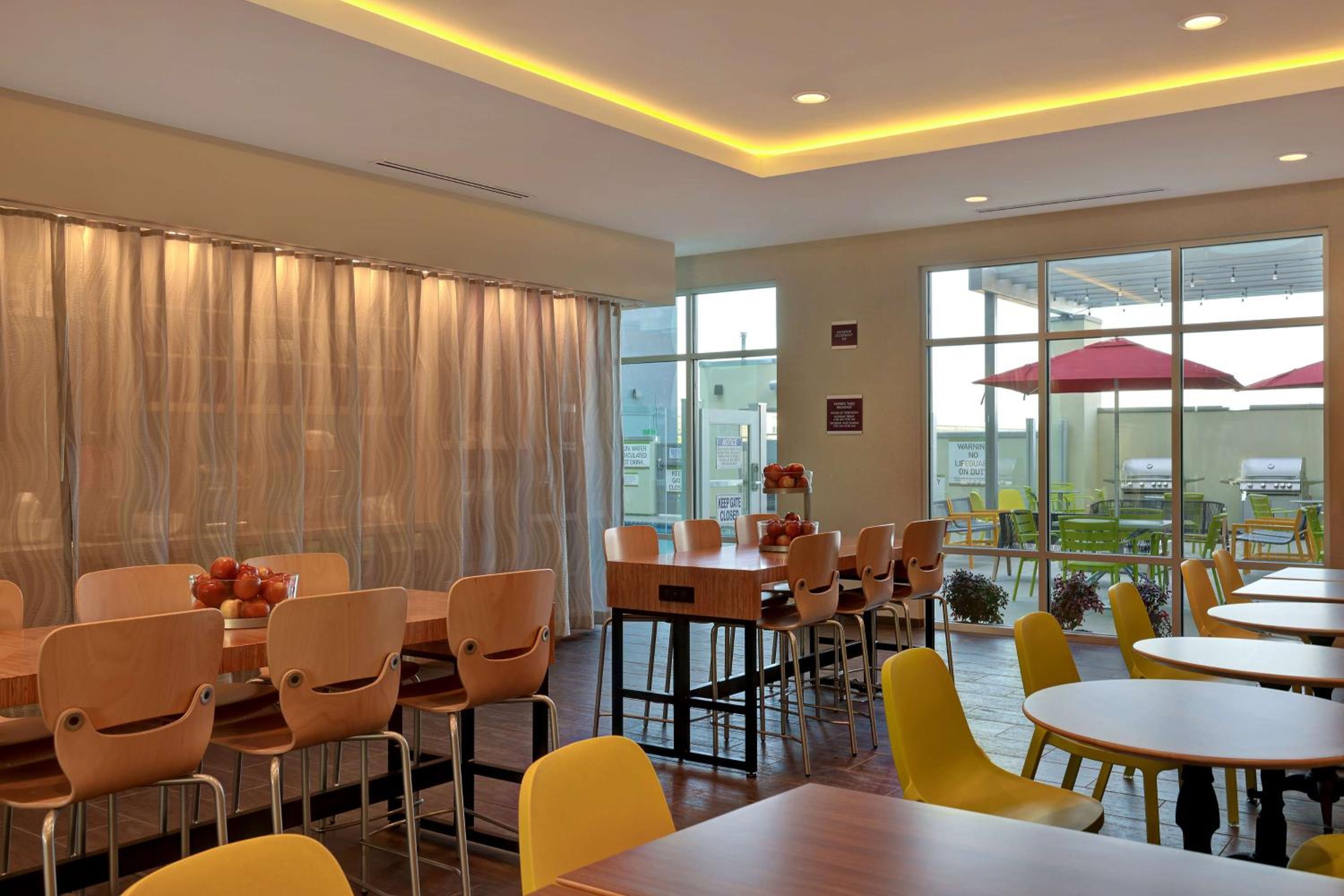 Turlock Vacations - Home2 Suites By Hilton Turlock, Ca - Property Image 5