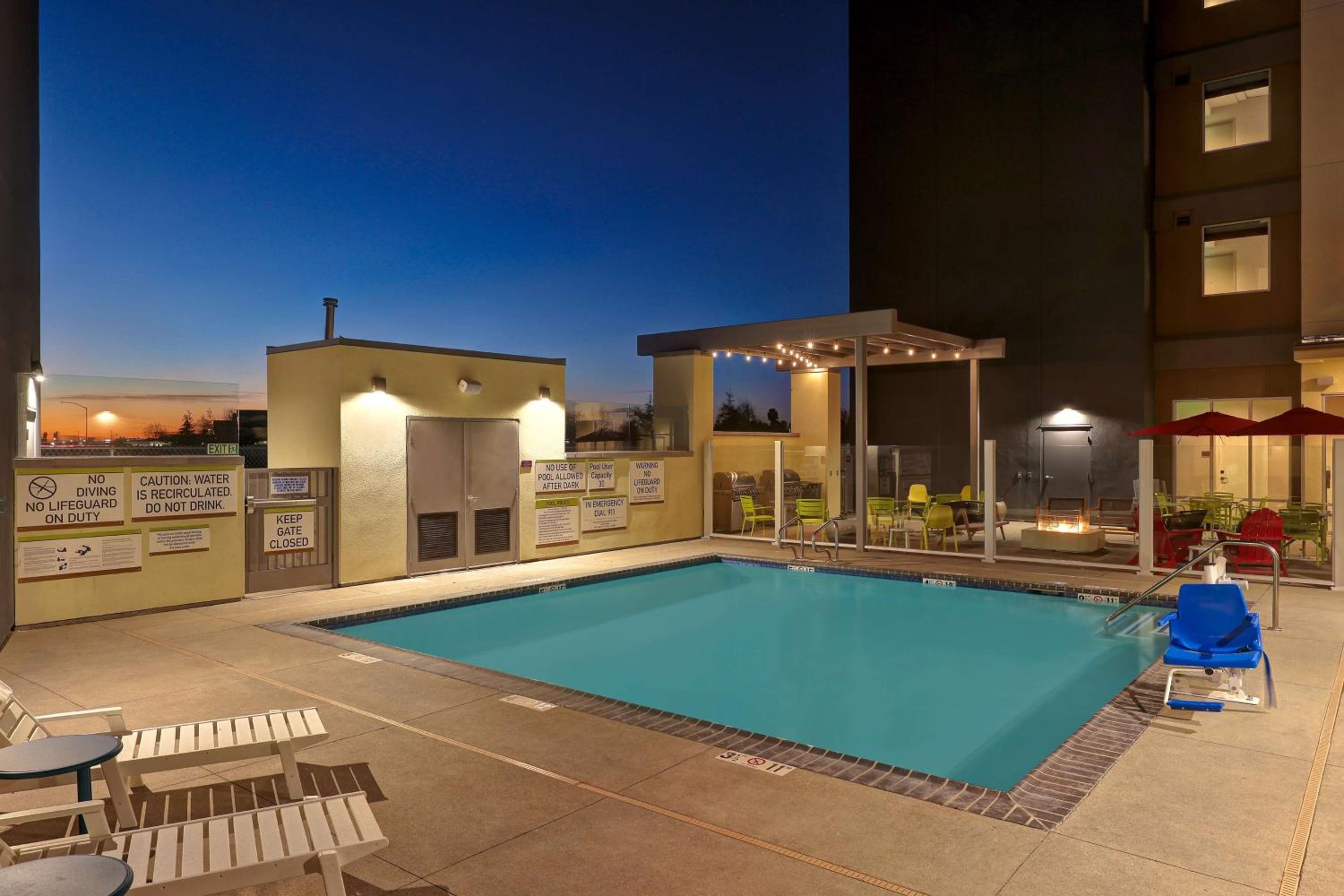 Turlock Vacations - Home2 Suites By Hilton Turlock, Ca - Property Image 1