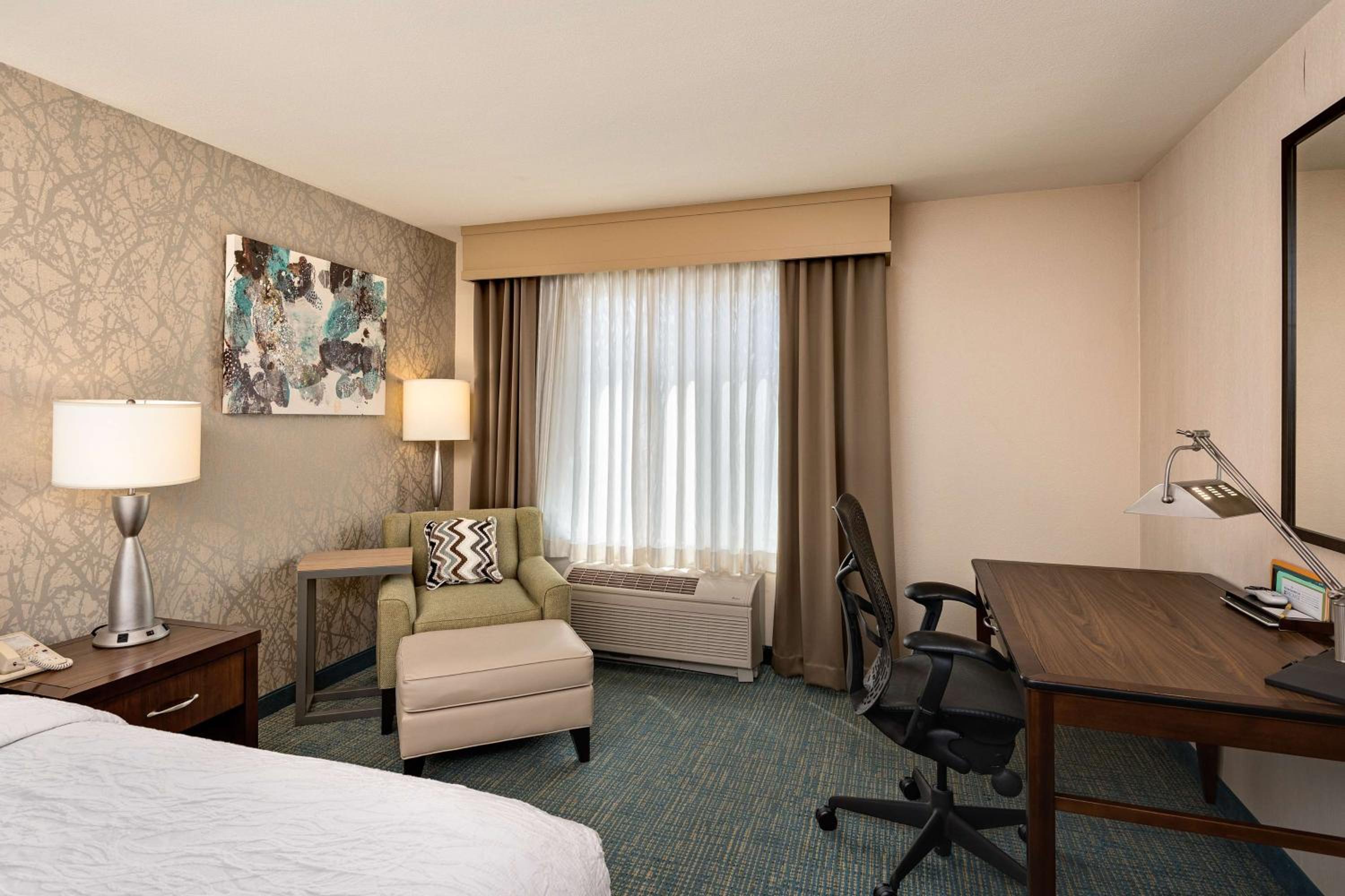 Hilton Garden Inn Overland Park - Property Image 28