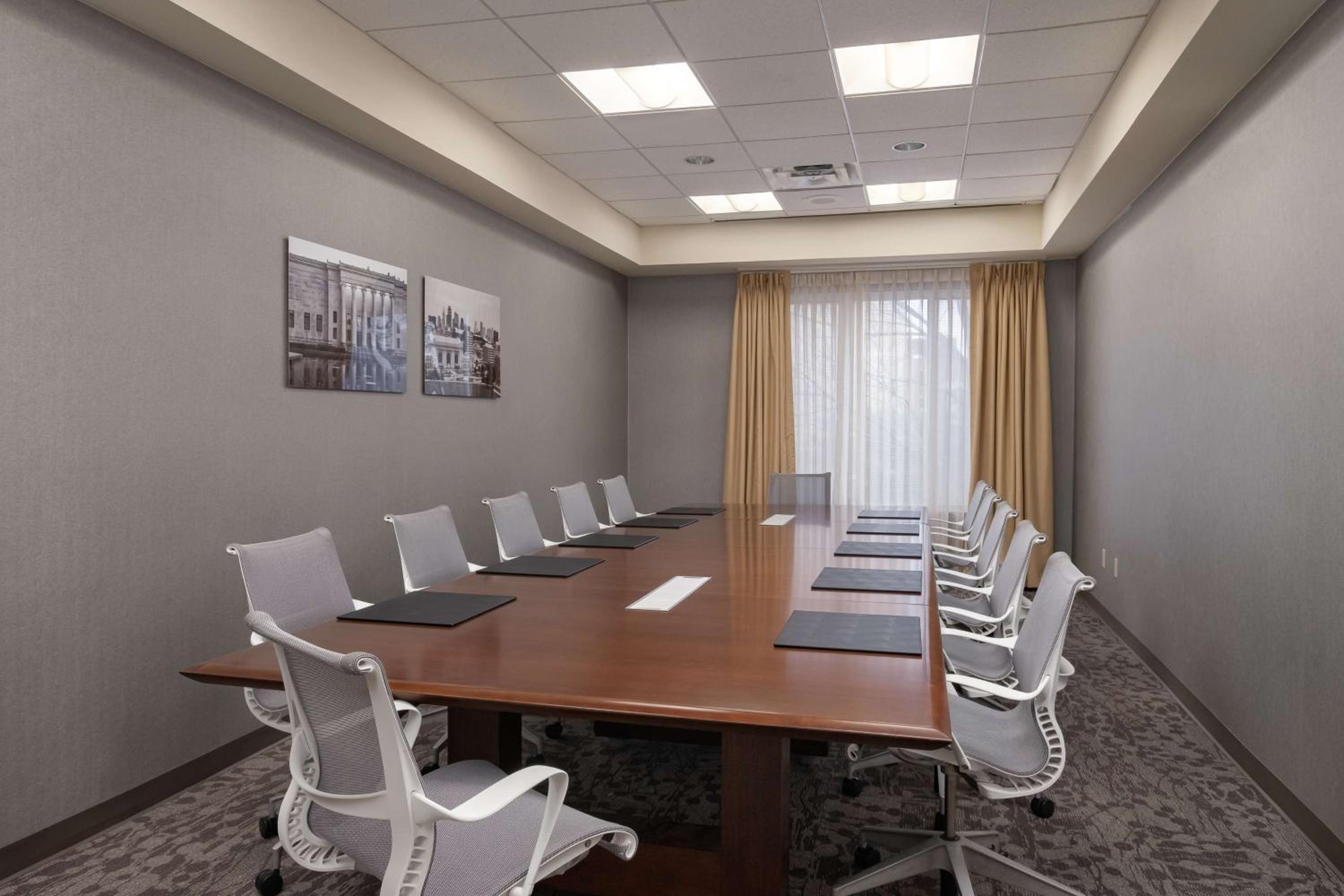 Hilton Garden Inn Overland Park - Property Image 26