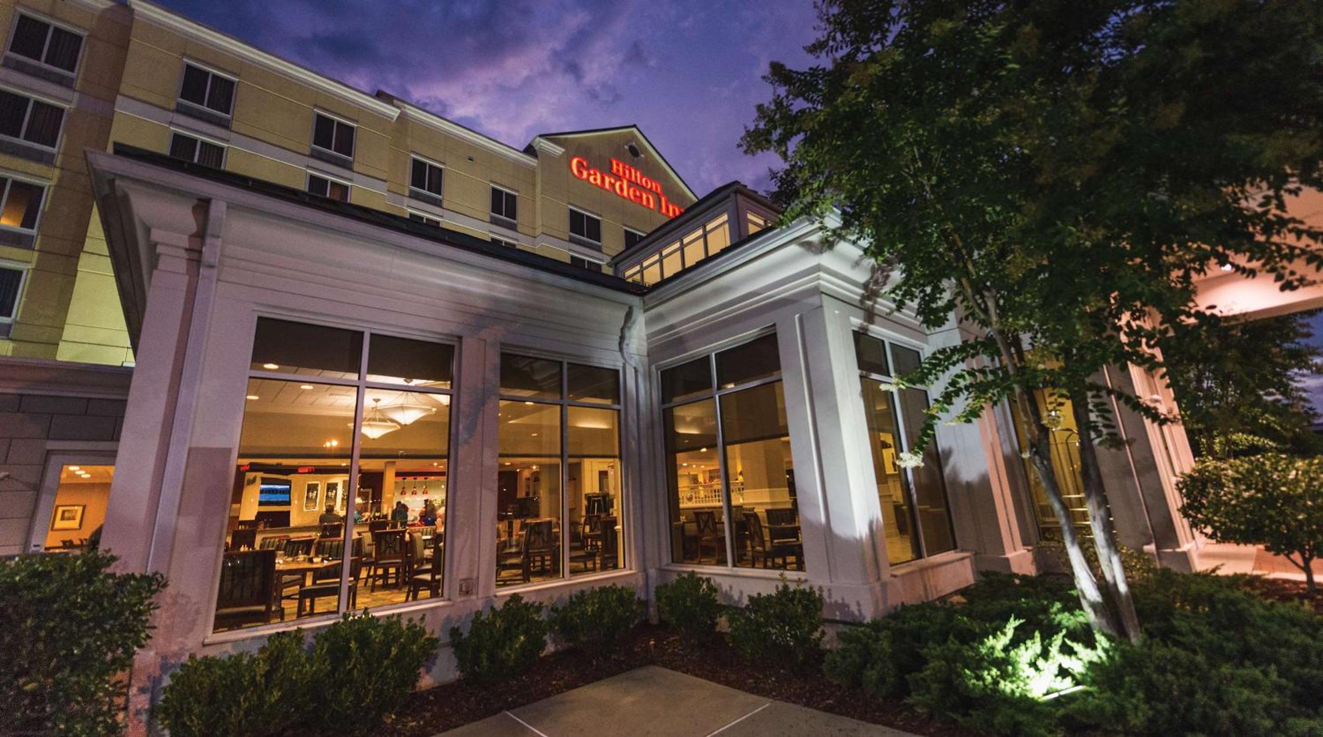 Meridian Vacations - Hilton Garden Inn Meridian - Property Image 1