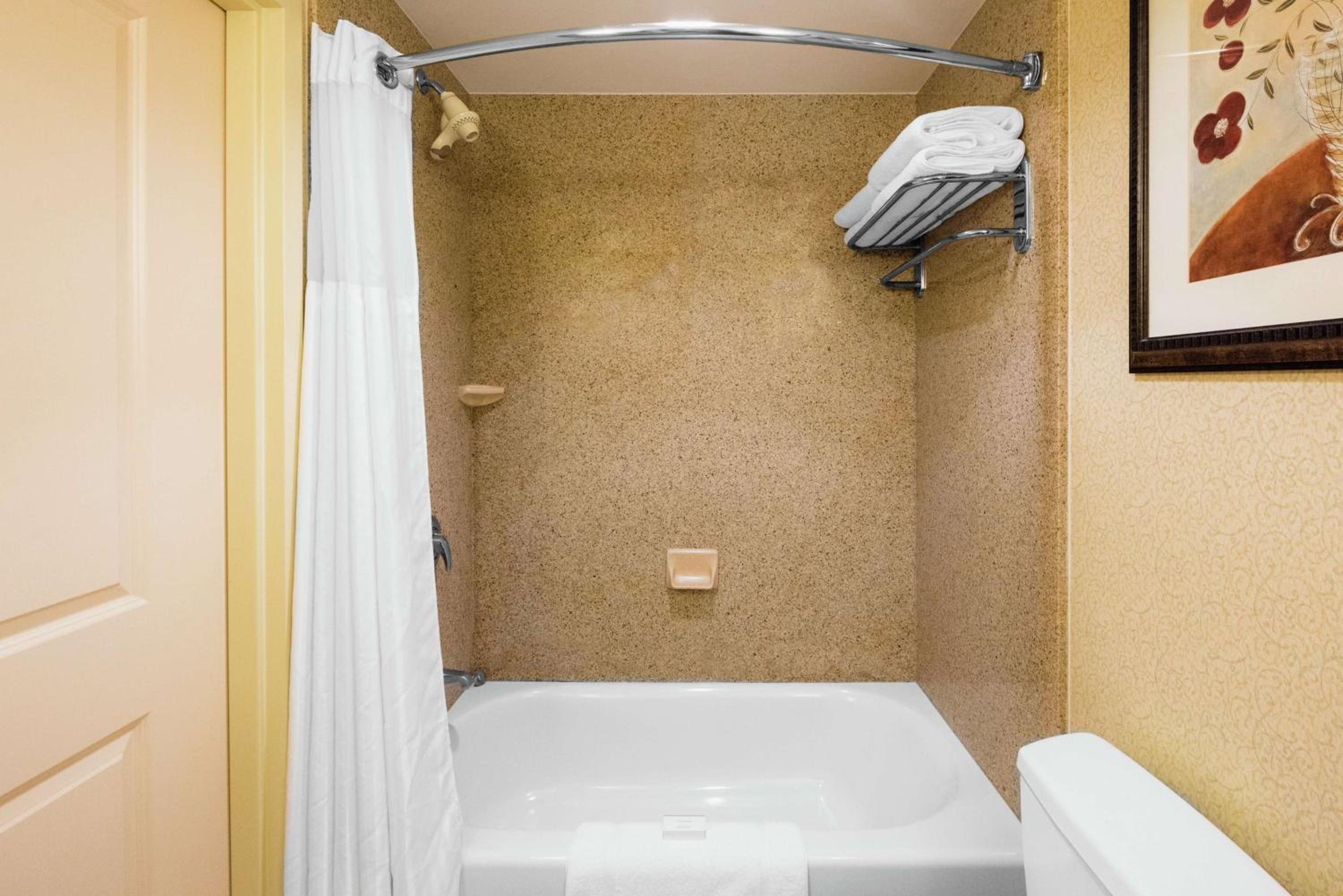 Meridian Vacations - Hilton Garden Inn Meridian - Property Image 6