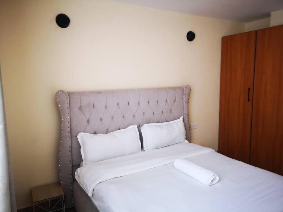 Bee apartment 5 view 5