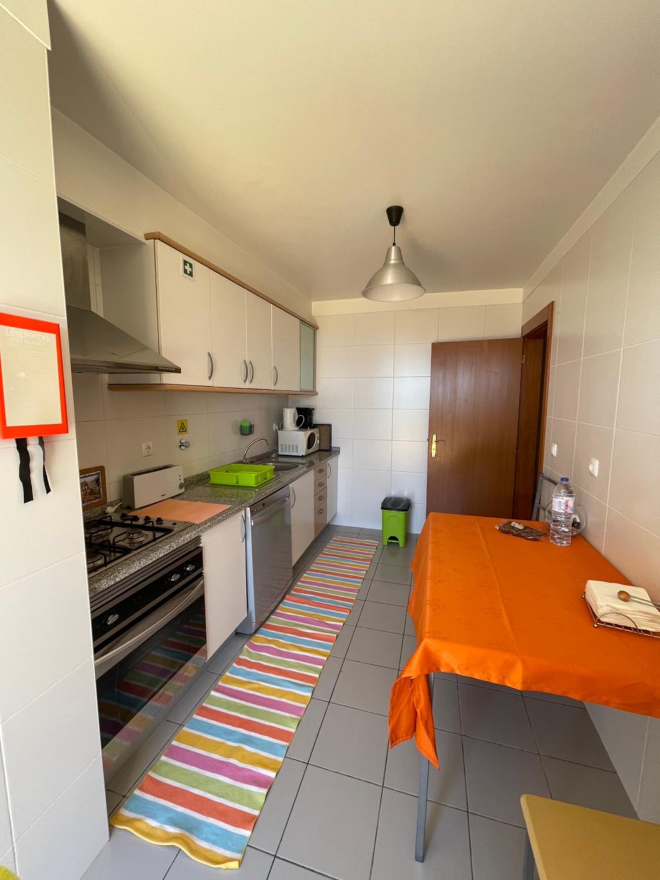 Cantinho da Té en Câmara de Lobos — kitchen