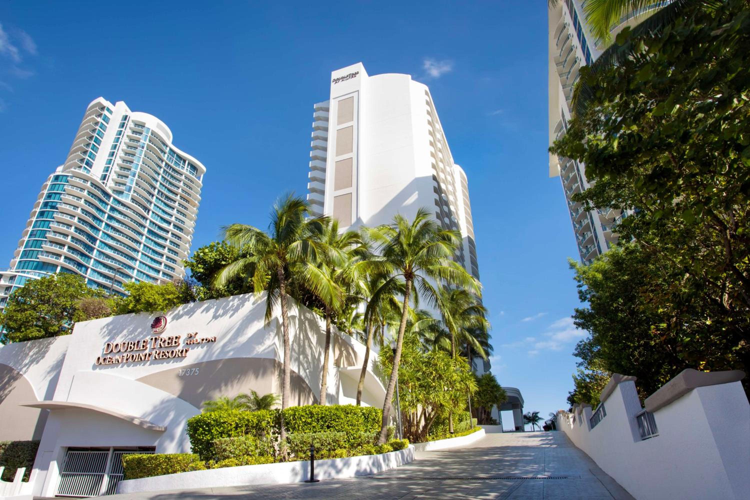 Miami Vacations - DoubleTree by Hilton Ocean Point Resort - North Miami Beach - Property Image 13