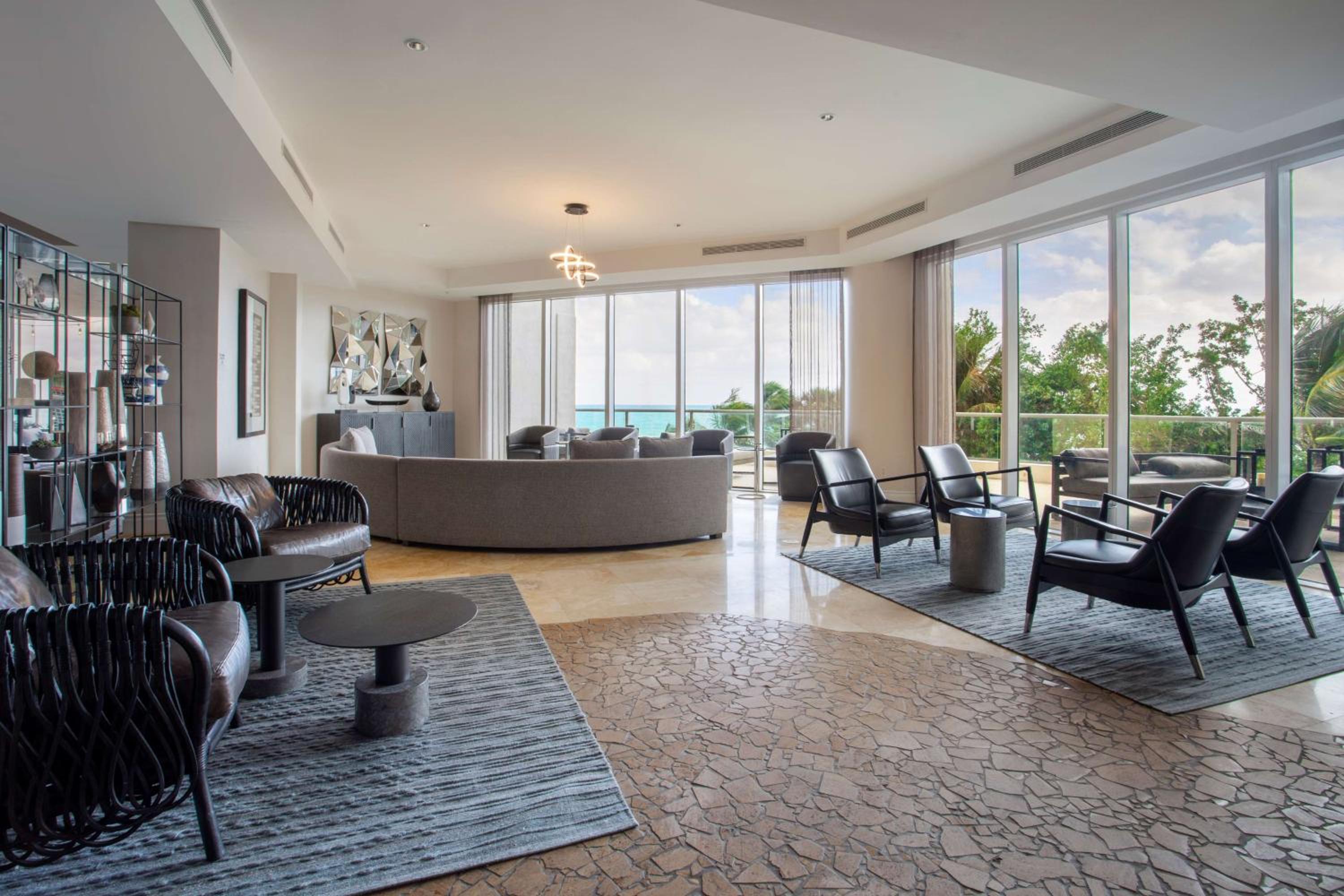 Miami Vacations - DoubleTree by Hilton Ocean Point Resort - North Miami Beach - Property Image 12