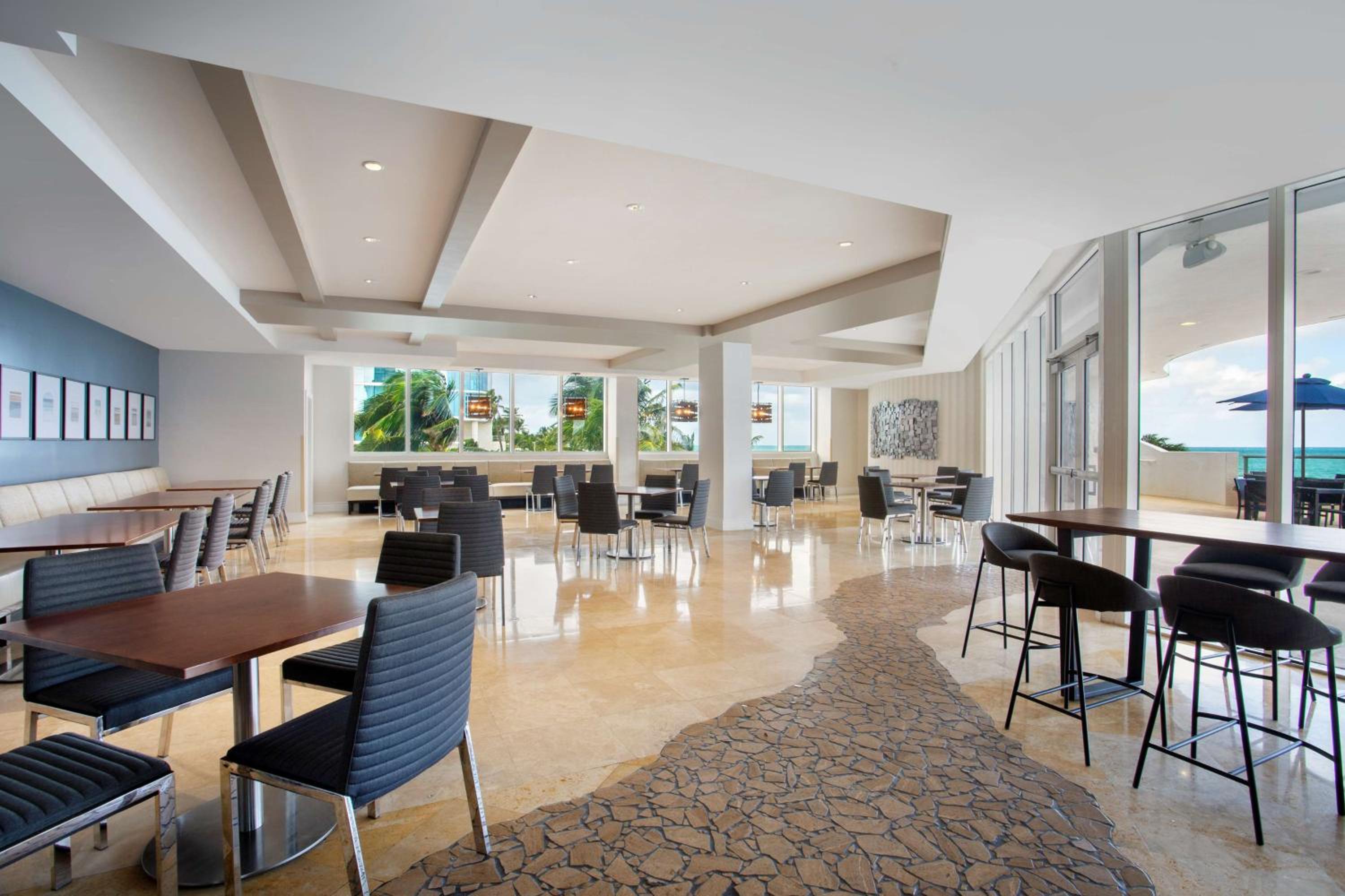 Miami Vacations - DoubleTree by Hilton Ocean Point Resort - North Miami Beach - Property Image 47