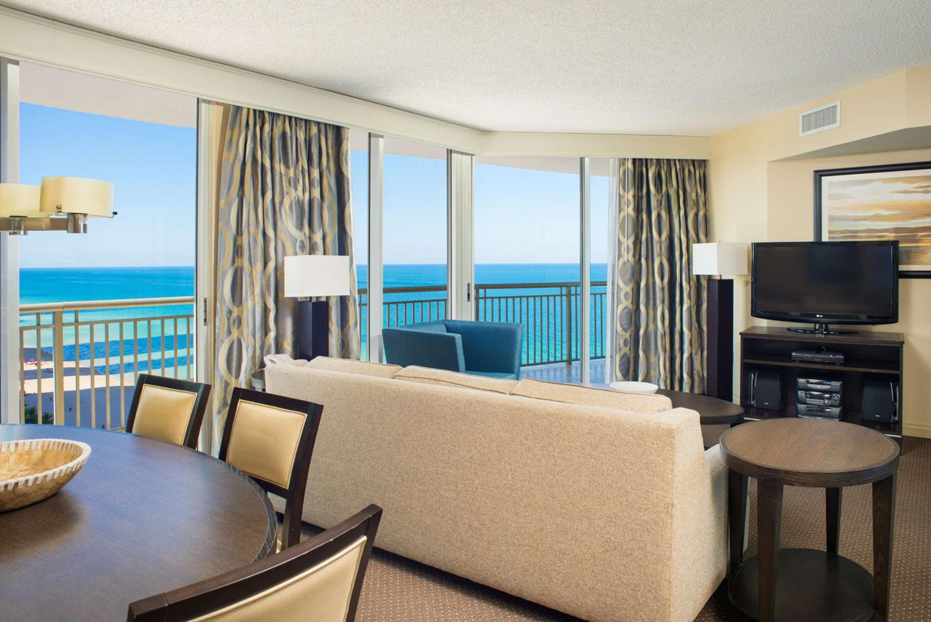 Miami Vacations - DoubleTree by Hilton Ocean Point Resort - North Miami Beach - Property Image 56