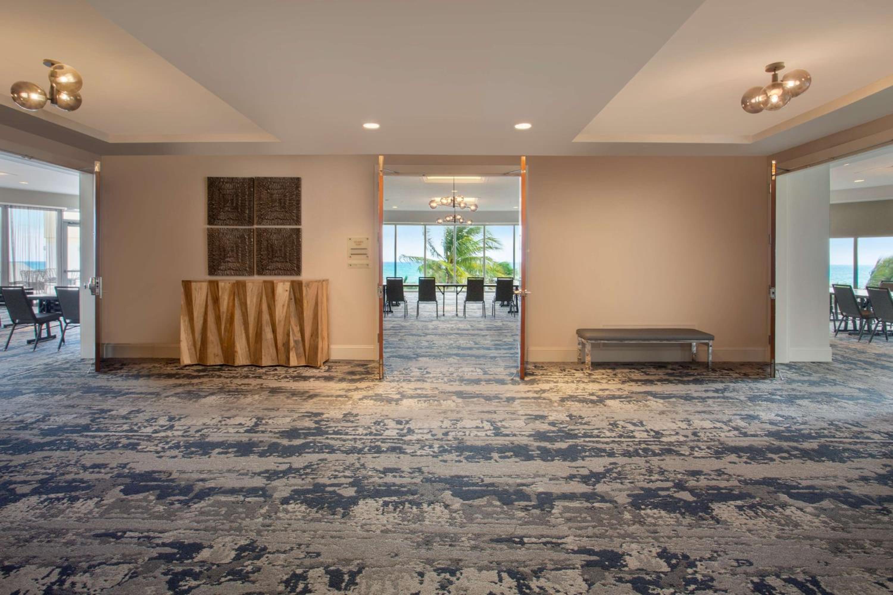 Miami Vacations - DoubleTree by Hilton Ocean Point Resort - North Miami Beach - Property Image 19