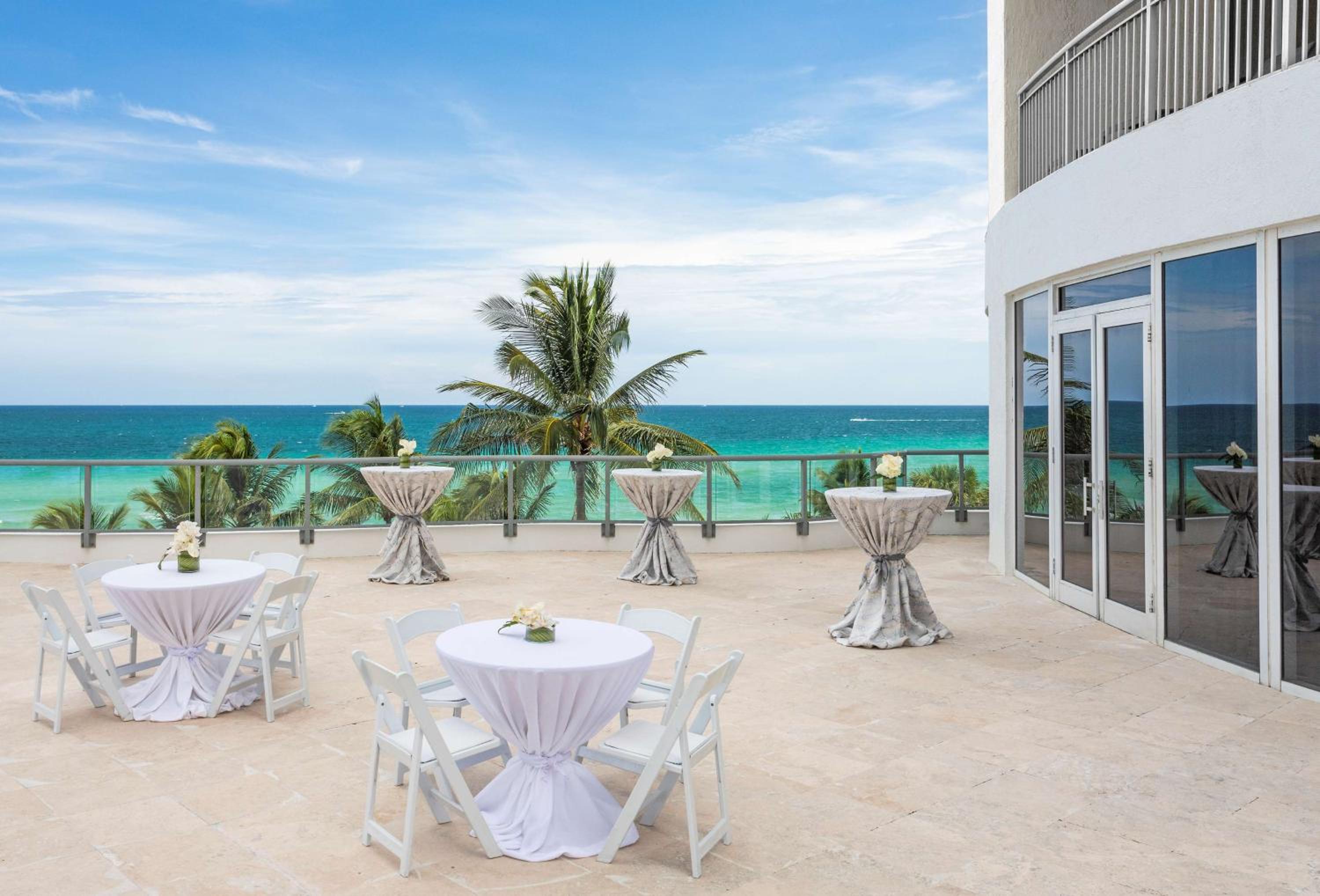Miami Vacations - DoubleTree by Hilton Ocean Point Resort - North Miami Beach - Property Image 27