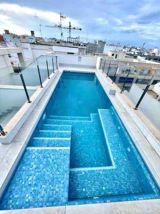 Modern apartment near the sea