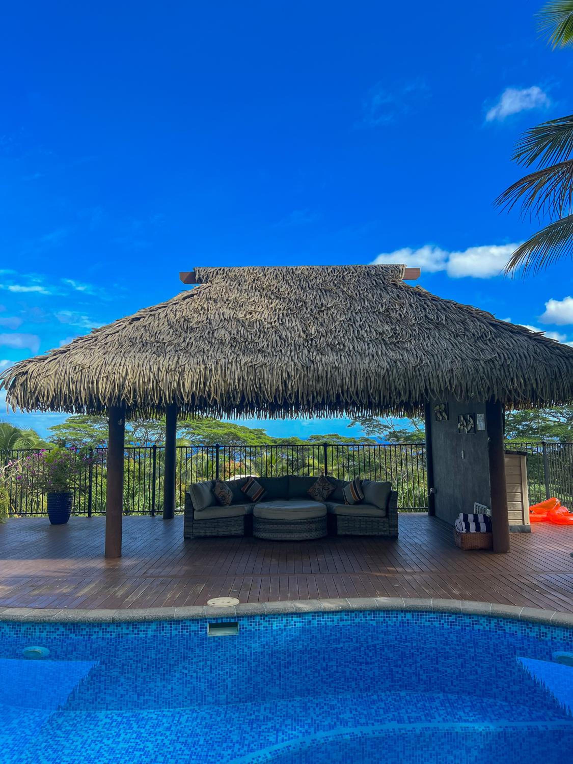 Iro Luxury Retreat