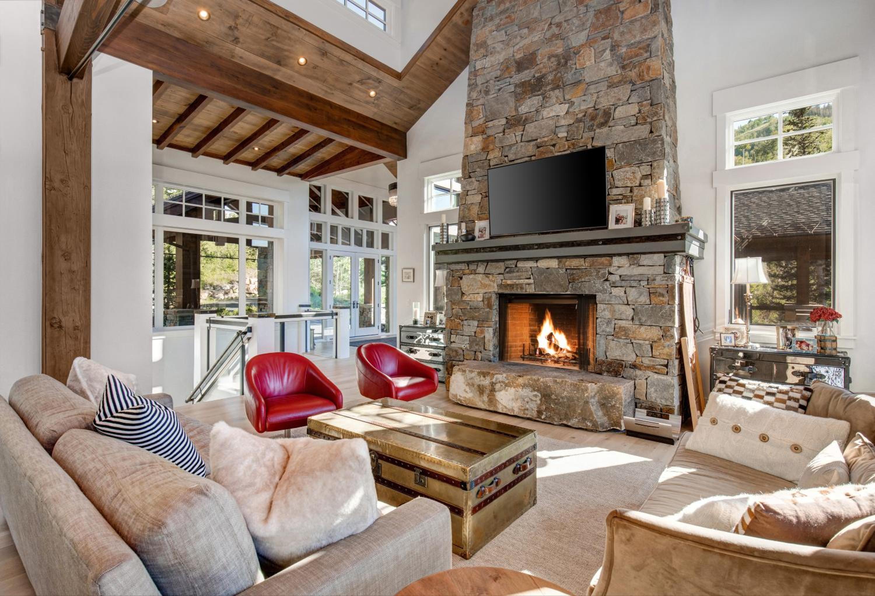 Ski In Ski Out Luxury Home Park City - The Colony view 4