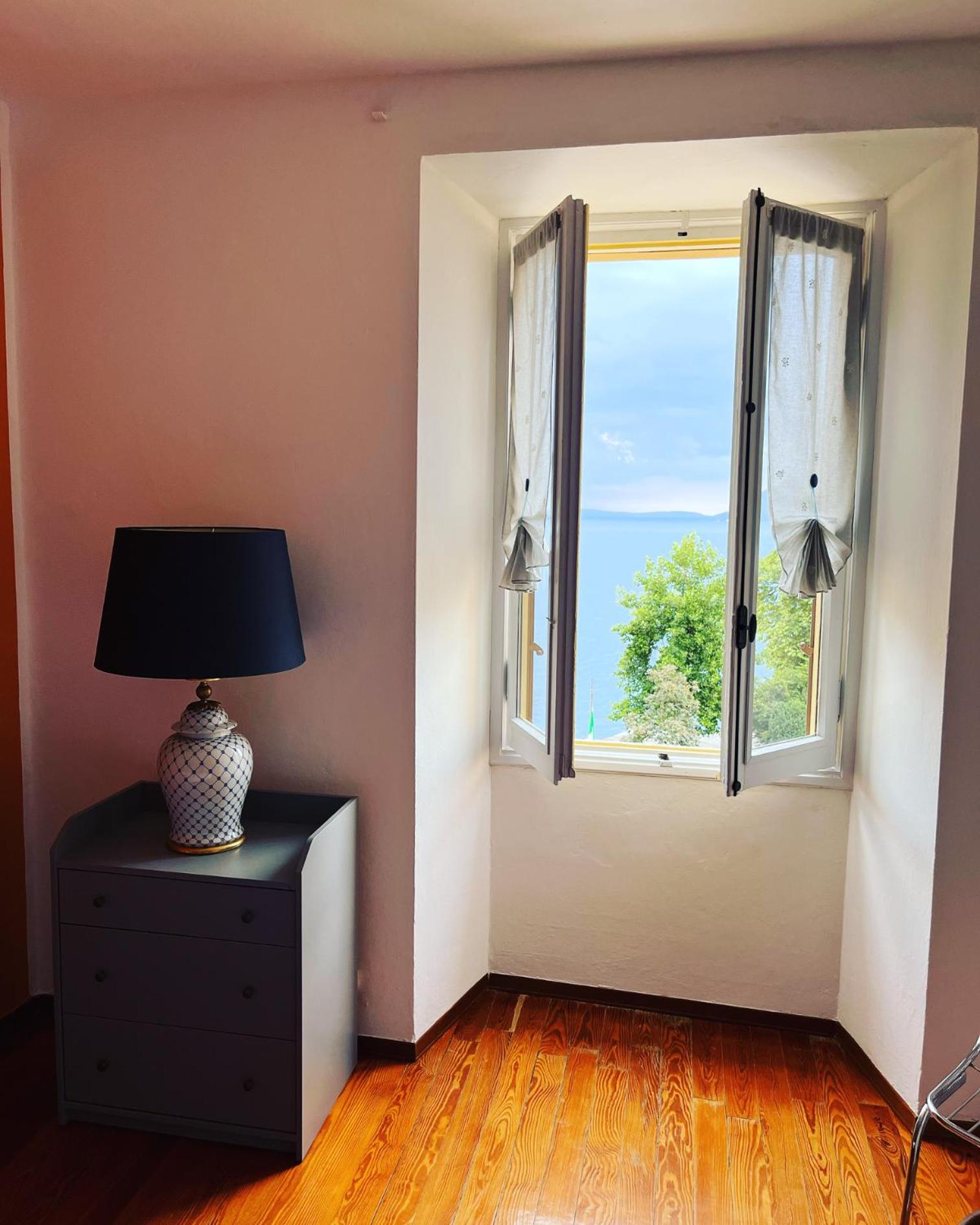 Casa Gambusso historical house magnificent Lake View view 2