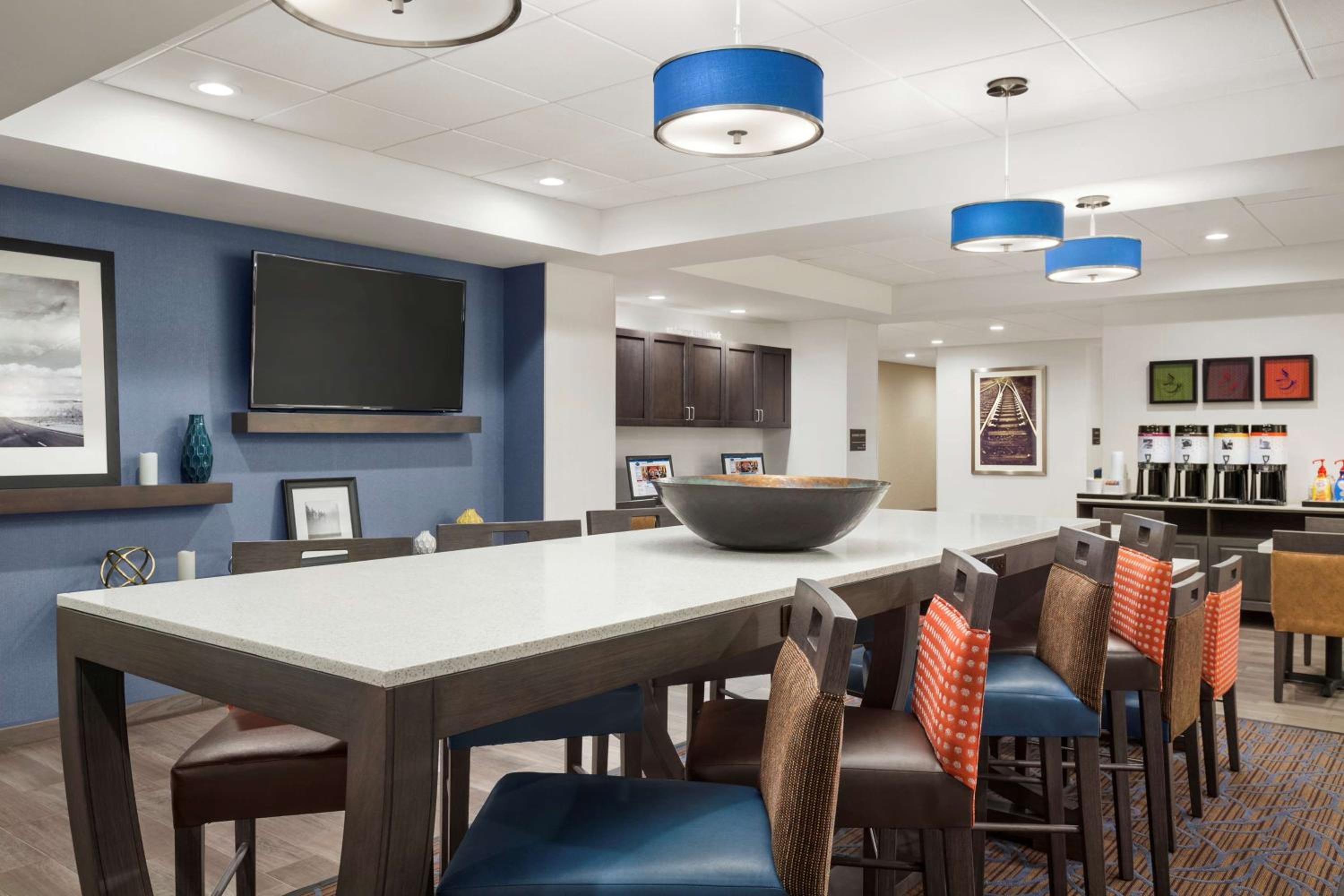 Turlock Vacations - Hampton Inn by Hilton Turlock - Property Image 31