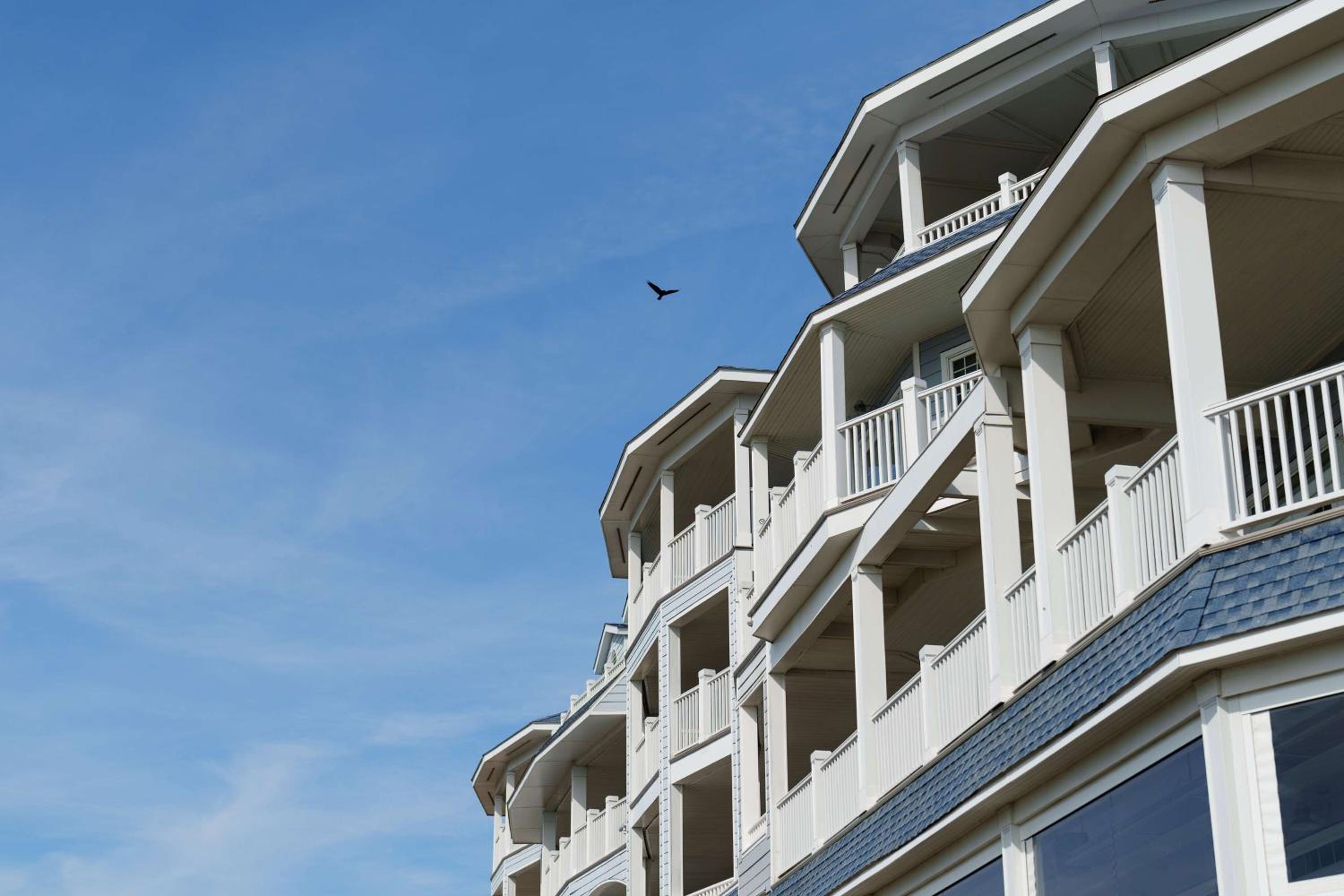Madison Beach Hotel, Curio Collection by Hilton view 2