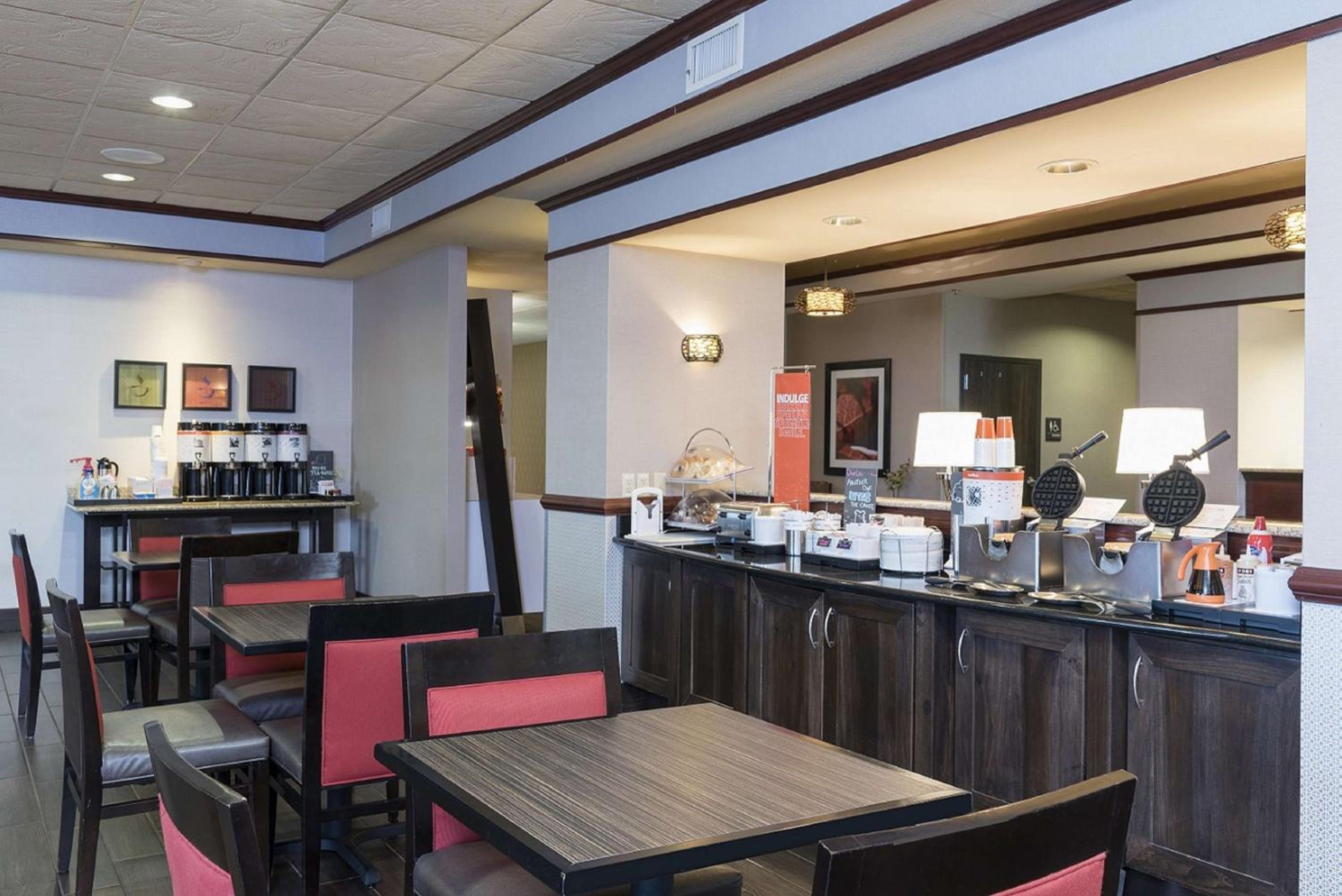 Mount Pleasant Vacations - Hampton Inn Mount Pleasant - Property Image 5