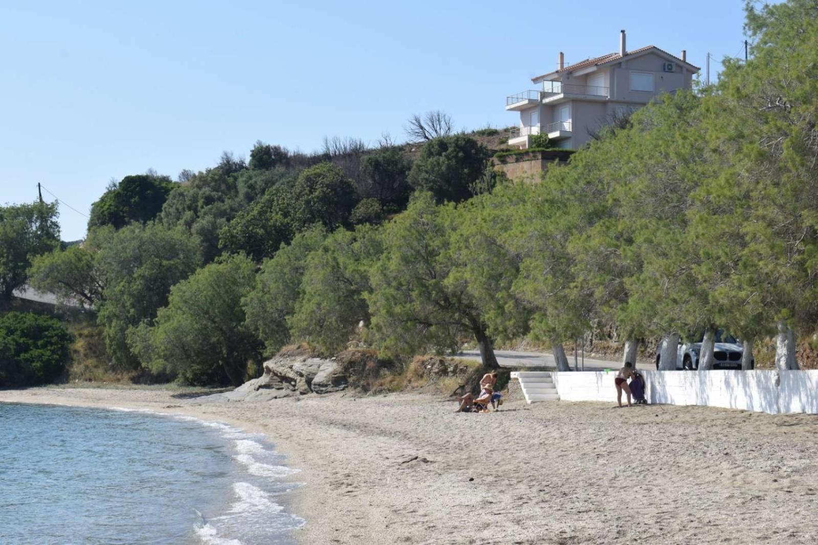 Calma Luxury House view 3