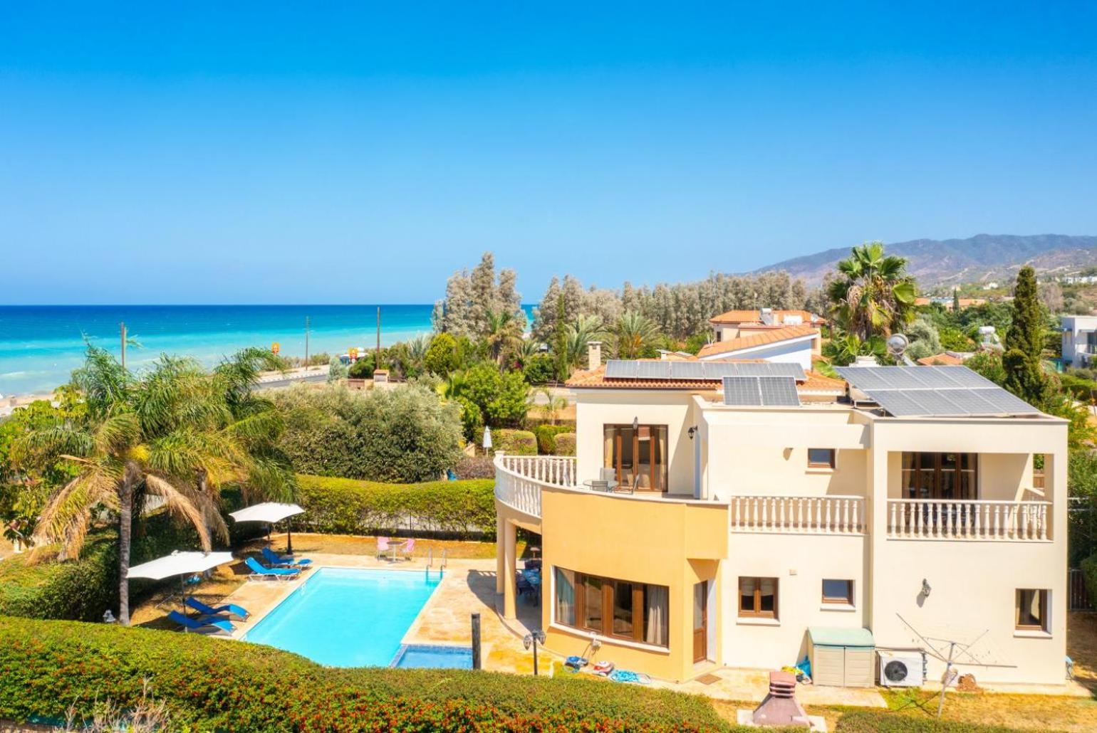 Villa Tsikkos Ena