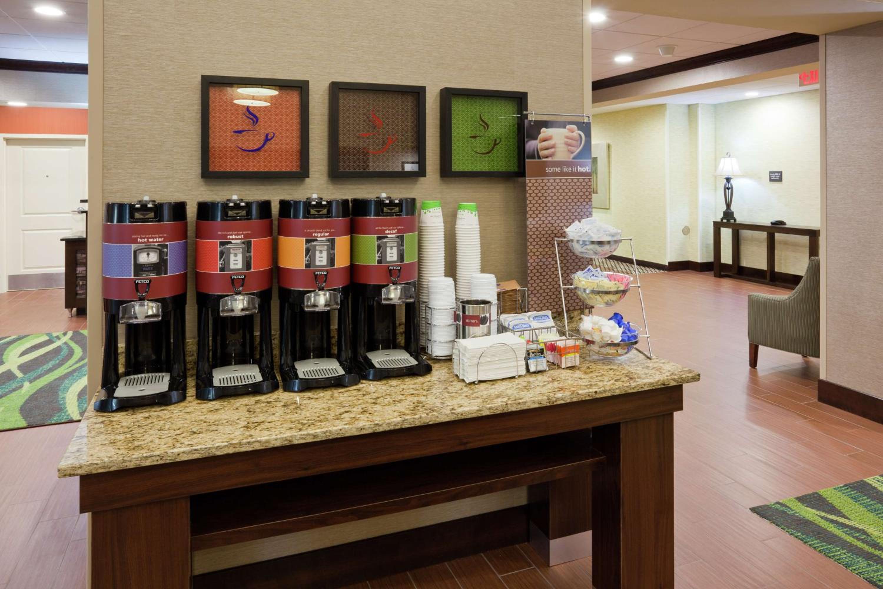 Hampton Inn Suites Minneapolis West/ Minnetonka - Property Image 17