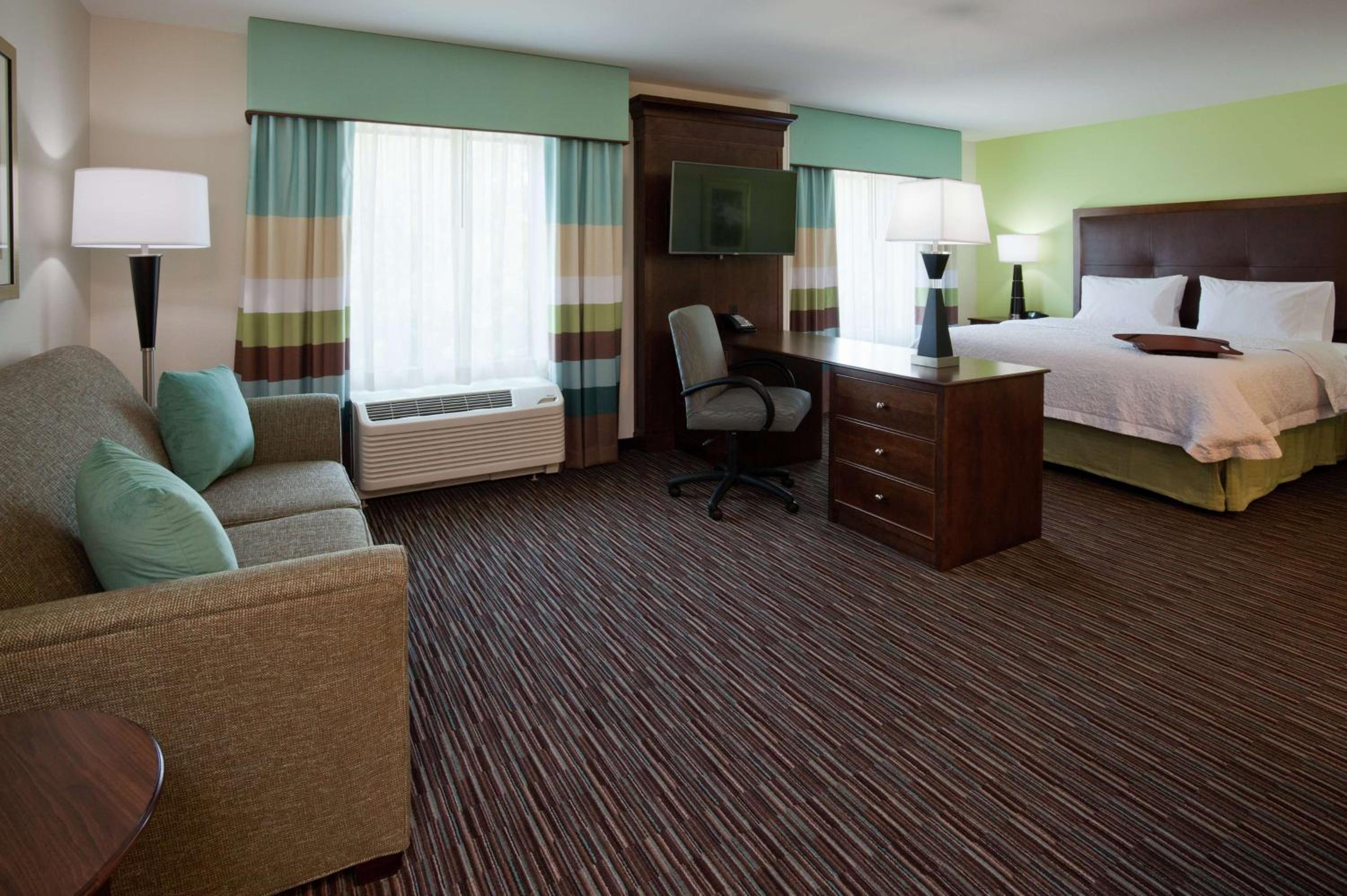 Hampton Inn Suites Minneapolis West/ Minnetonka - Property Image 12