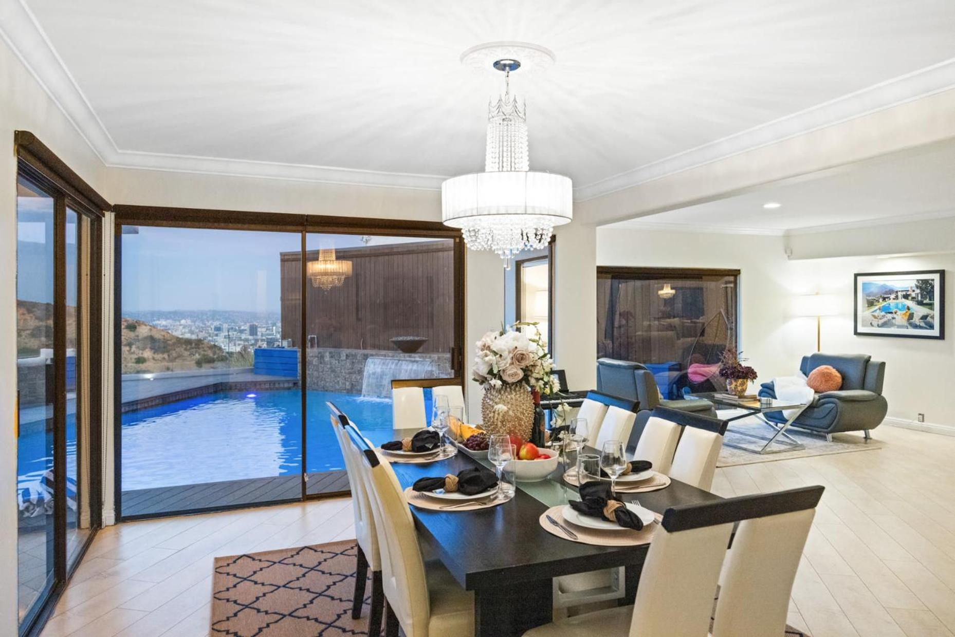 Hollywood Hills Infinity Villa
