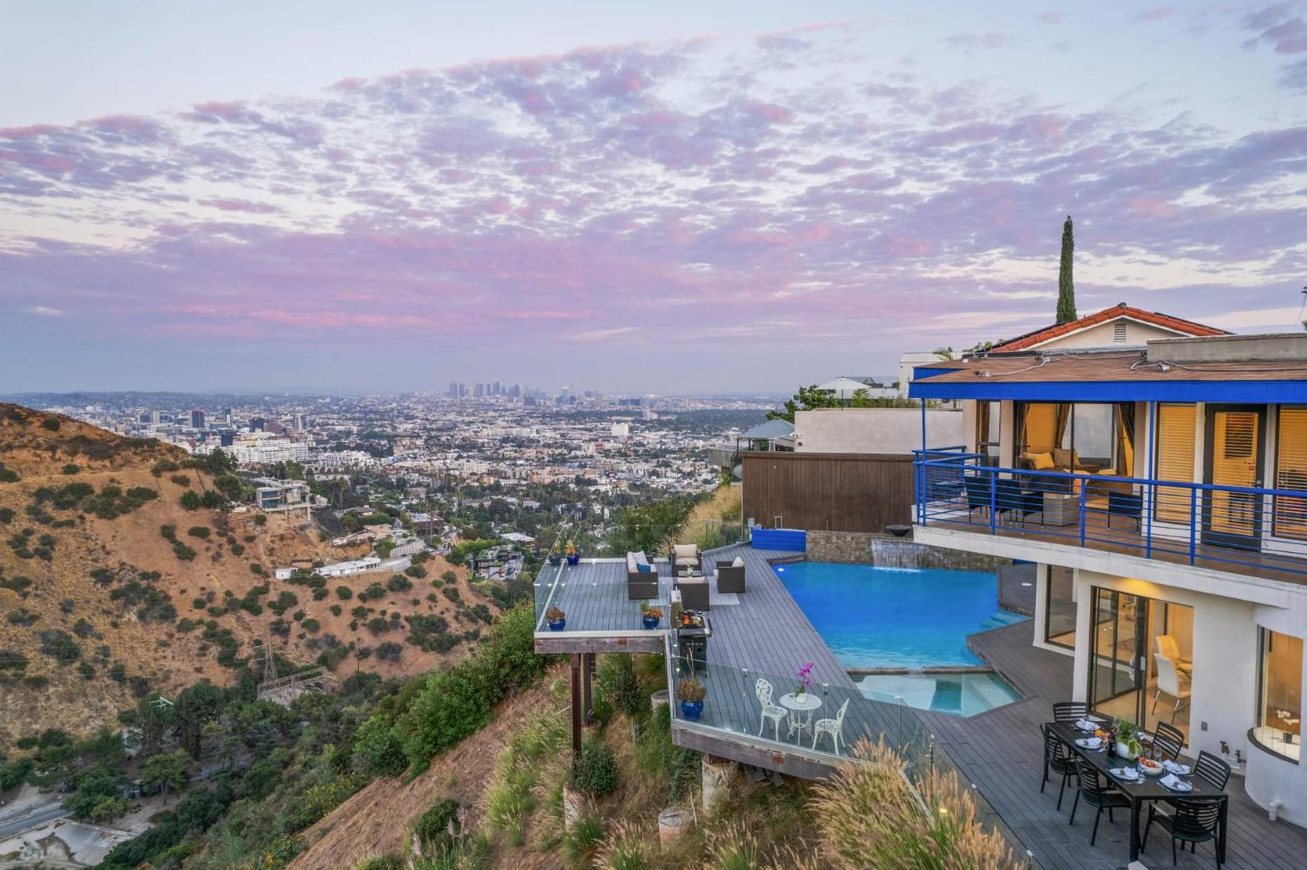 Hollywood Hills Infinity Villa