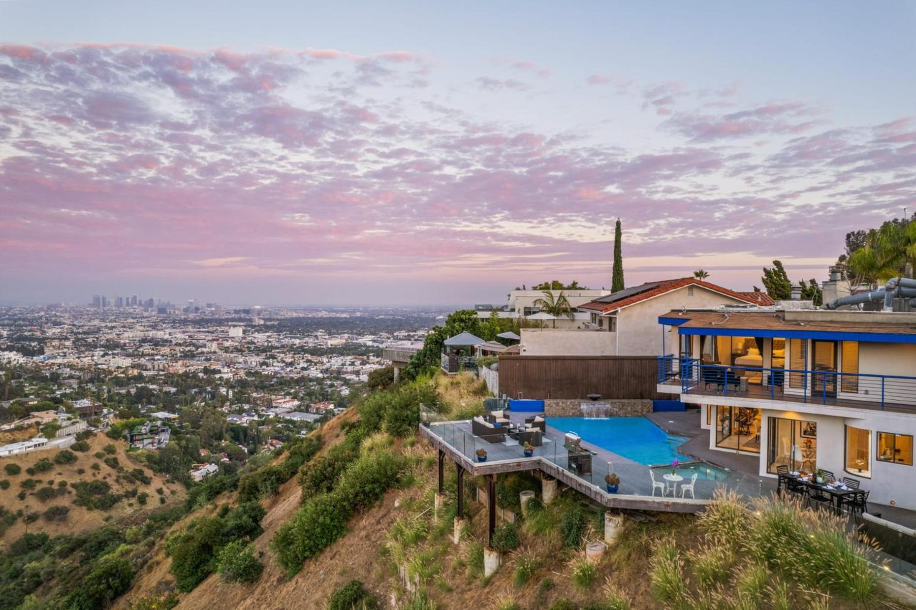 Hollywood Hills Infinity Villa