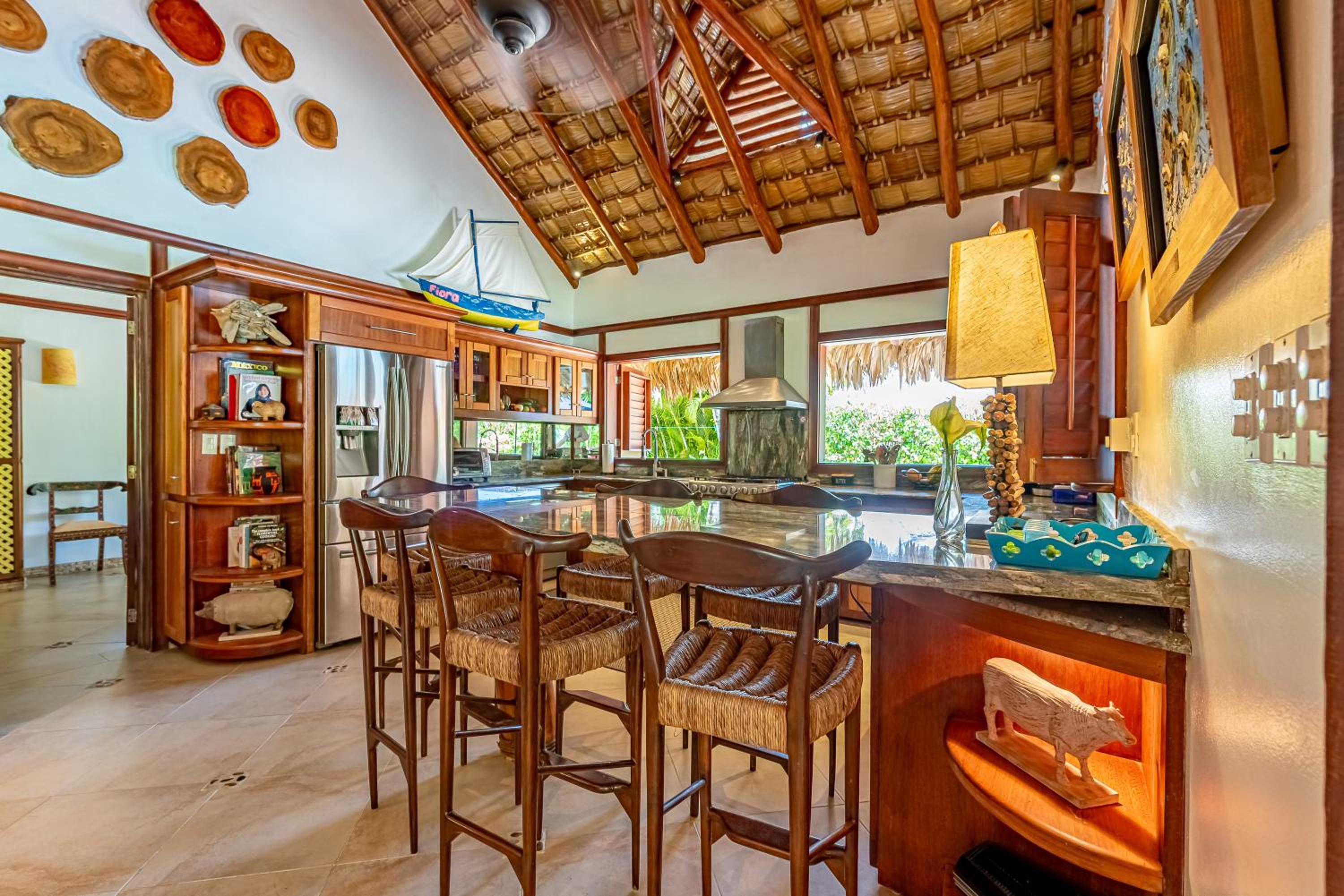Luxurious & Spacious Beach Villa - El Sosiego view 2