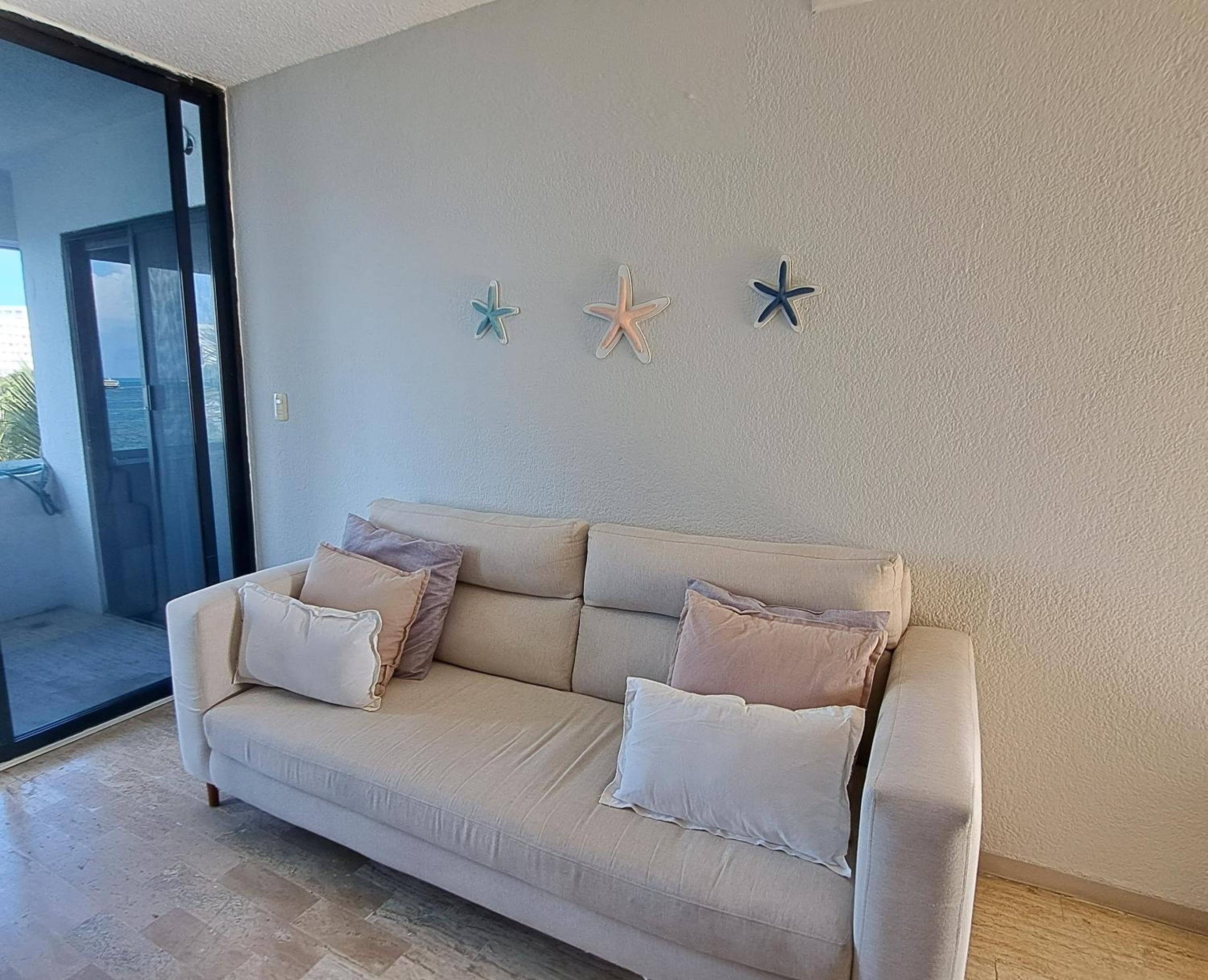 Cancun beachfront 417