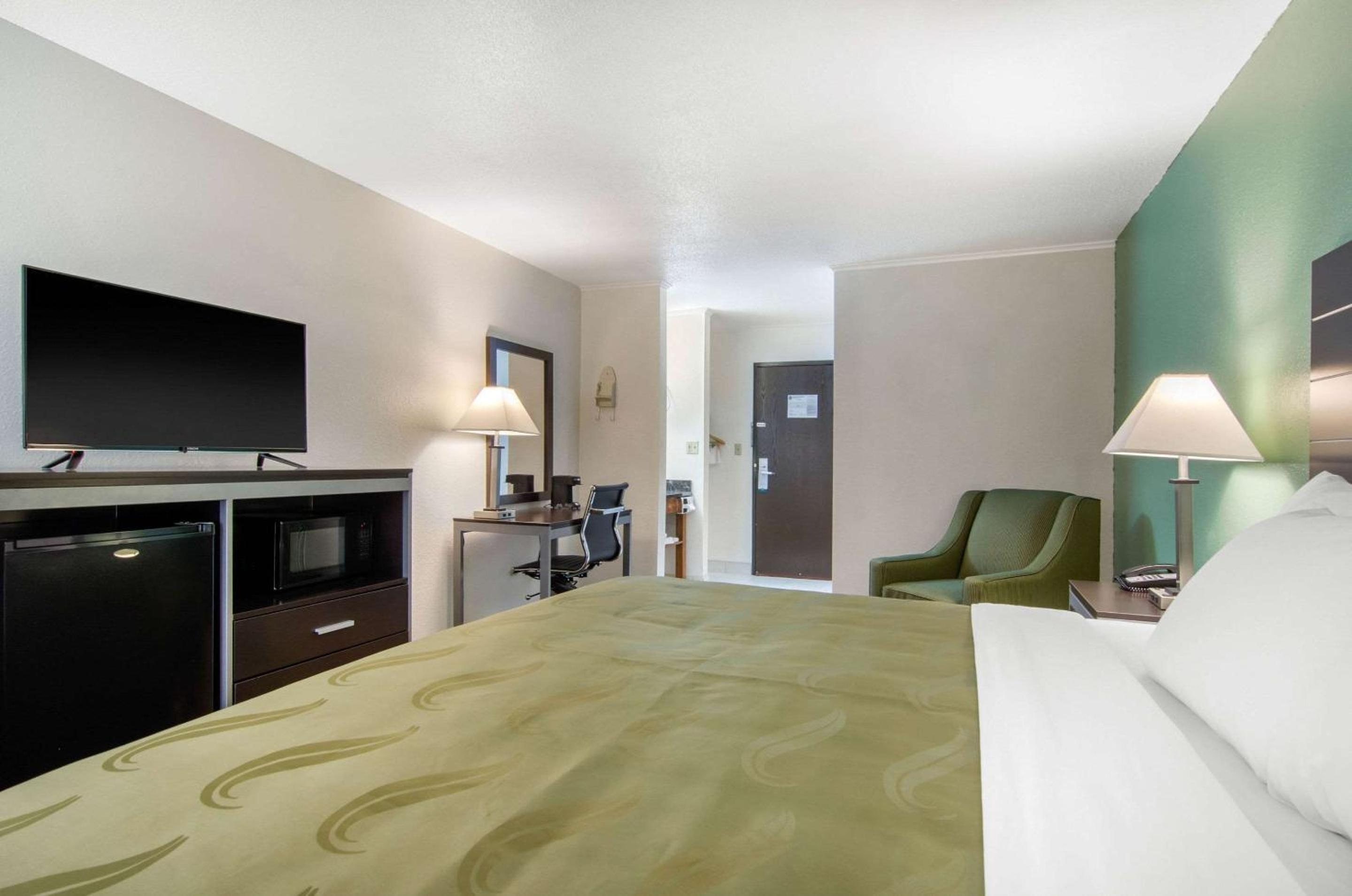 Quality Inn Russell