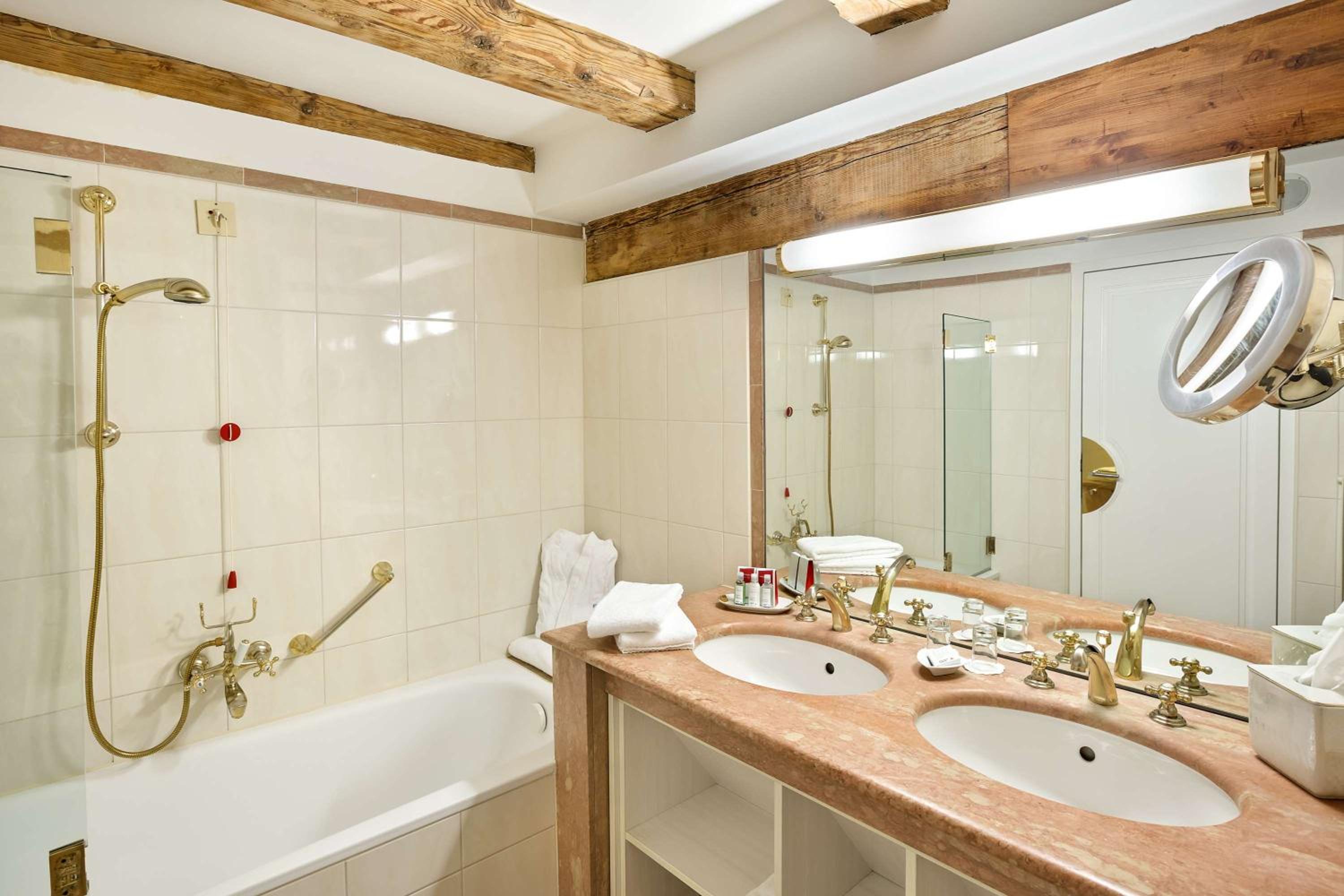 Salzburg Vacations - Radisson Blu Hotel Altstadt - Property Image 89