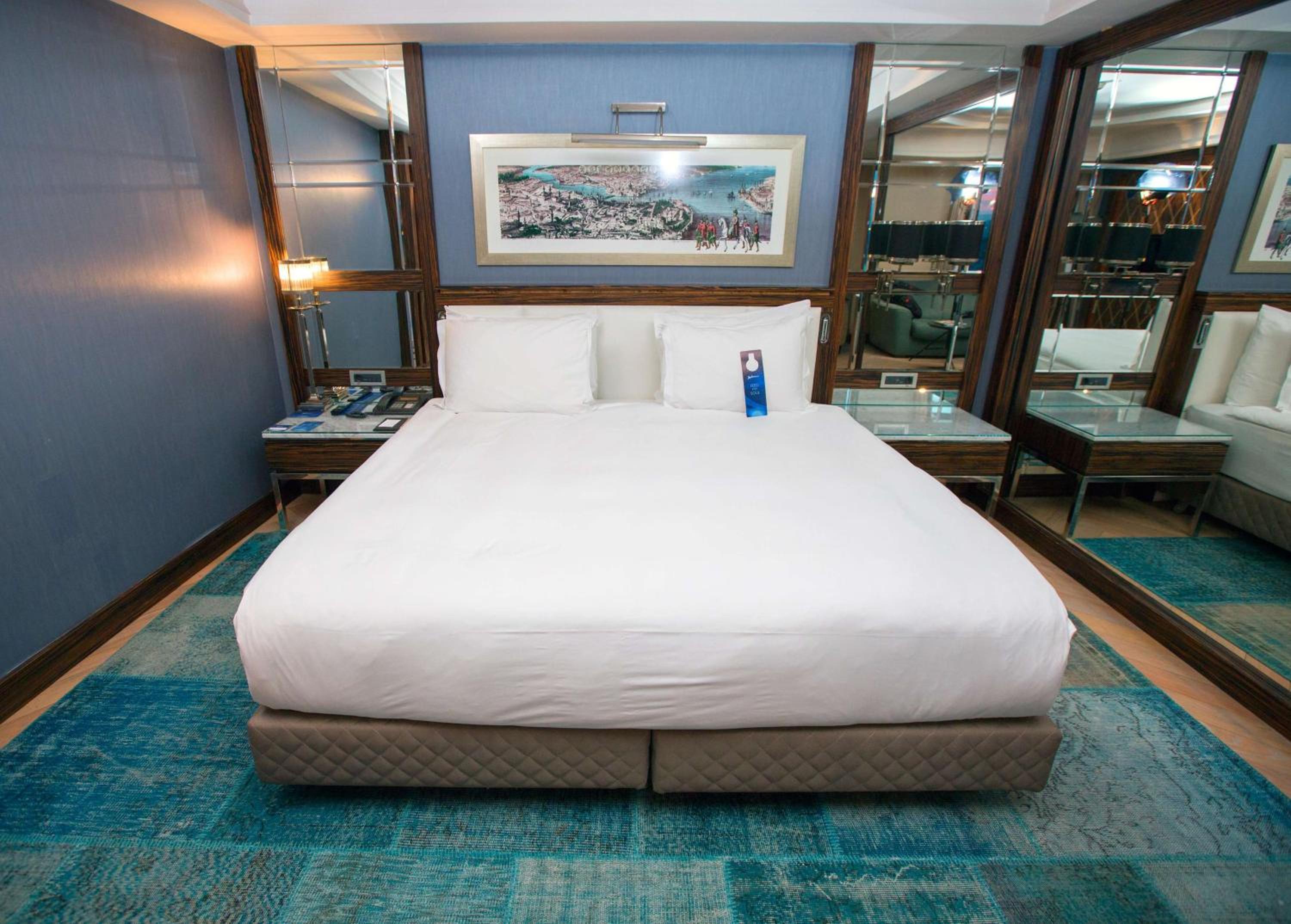 Radisson Blu Hotel Istanbul Pera - Image 14