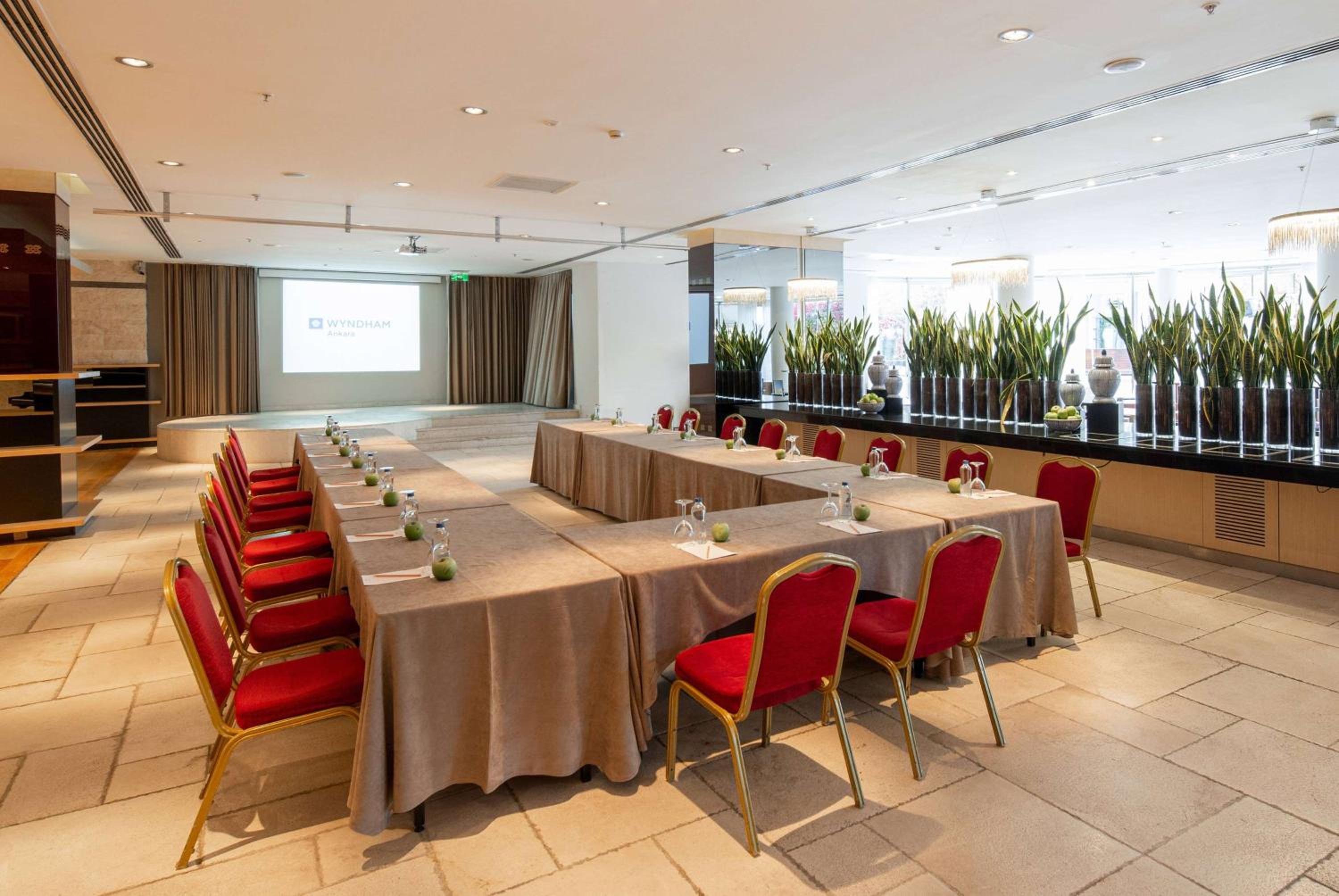 Wyndham Ankara - Image 52