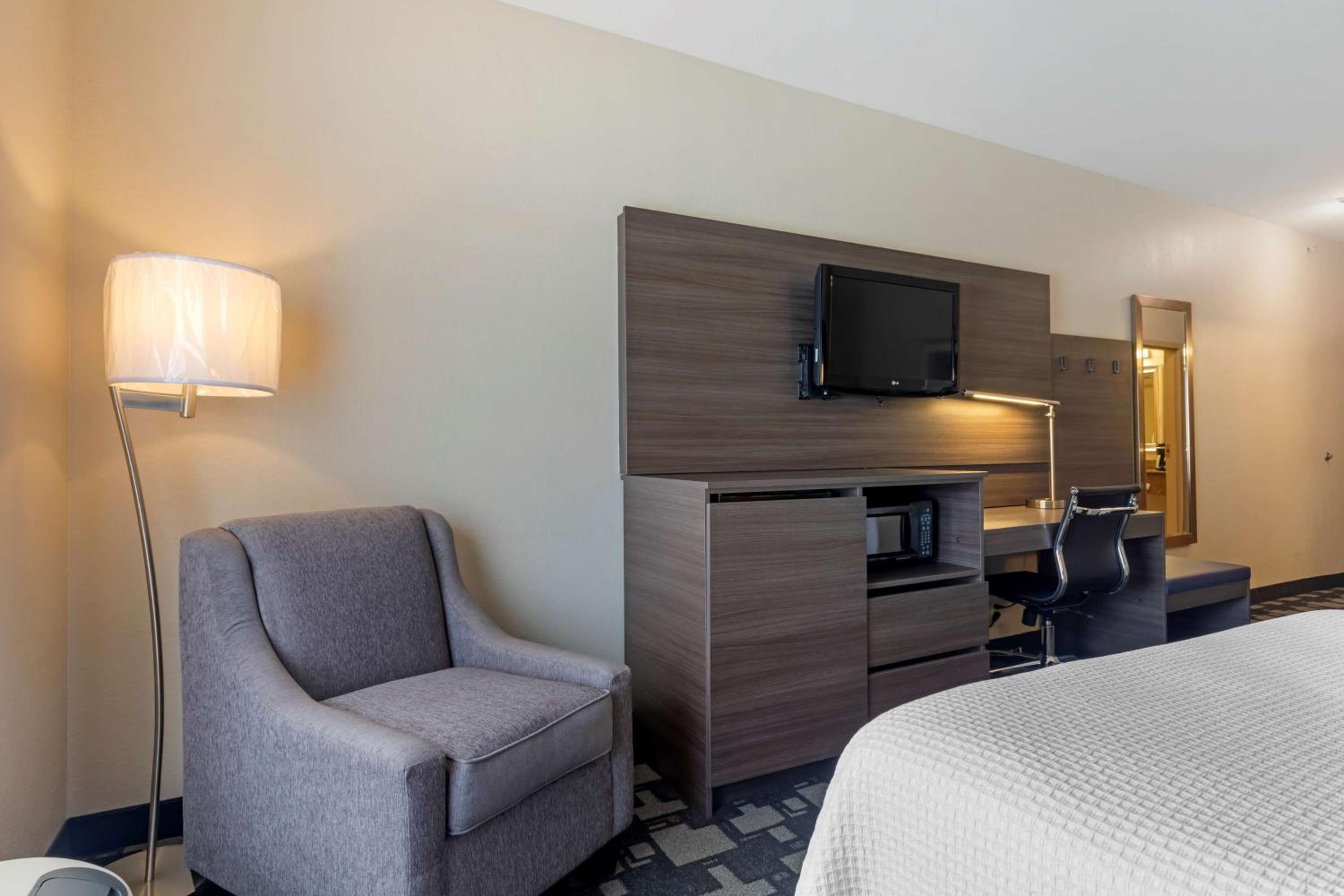 Best Western Seminole Inn and Suites
