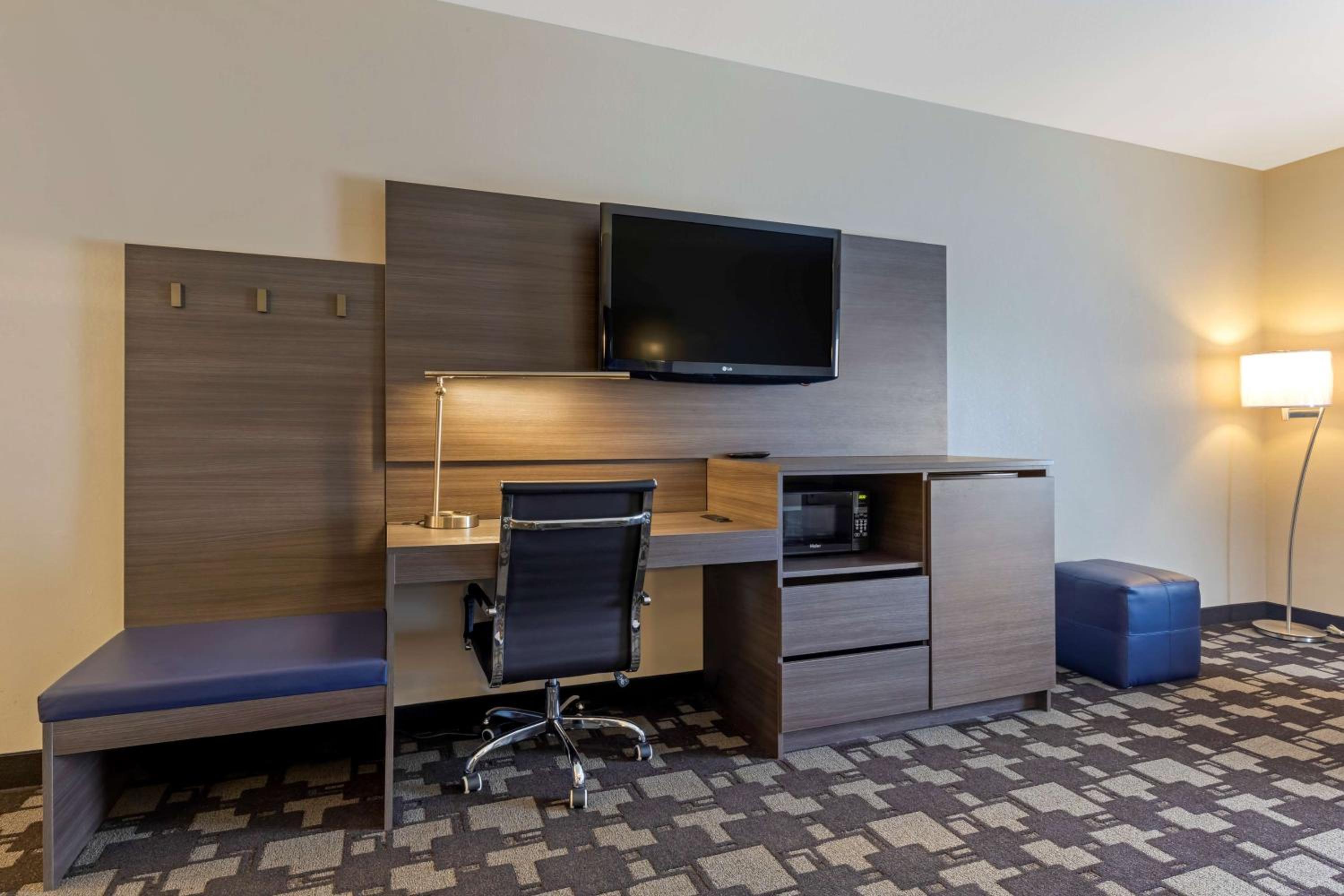 Best Western Seminole Inn and Suites