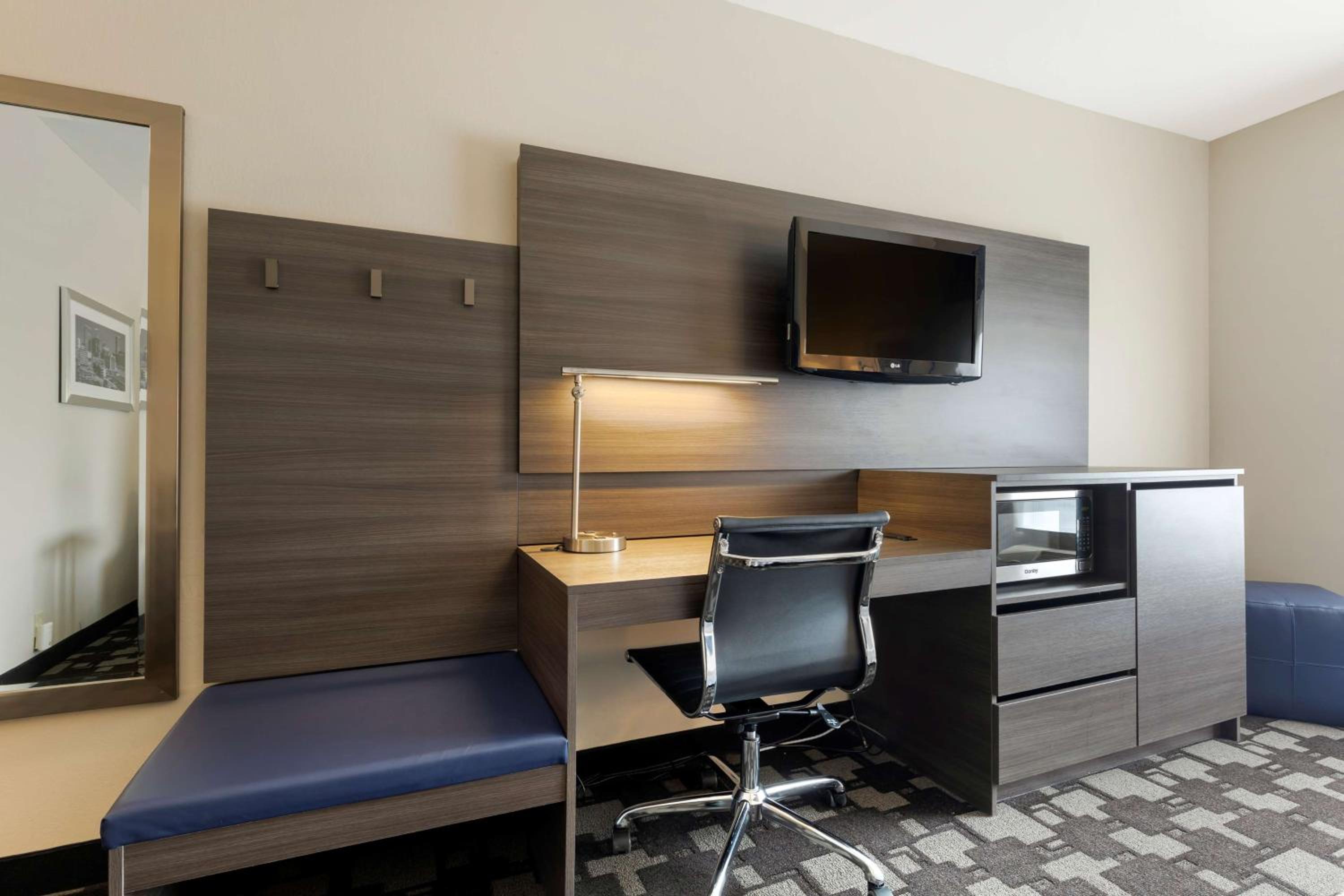 Best Western Seminole Inn and Suites