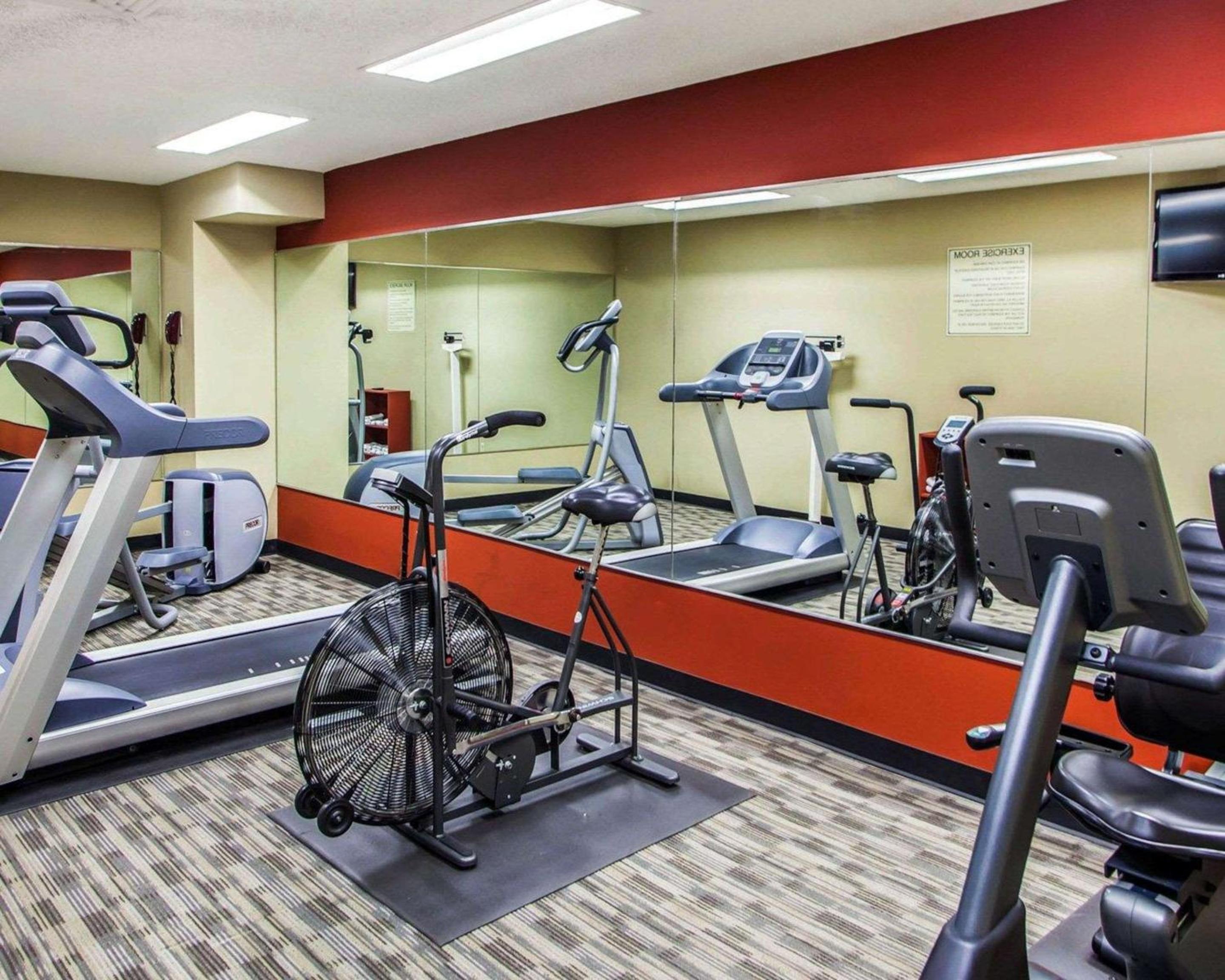 Peoria Vacations - Quality Inn  Suites - Property Image 11