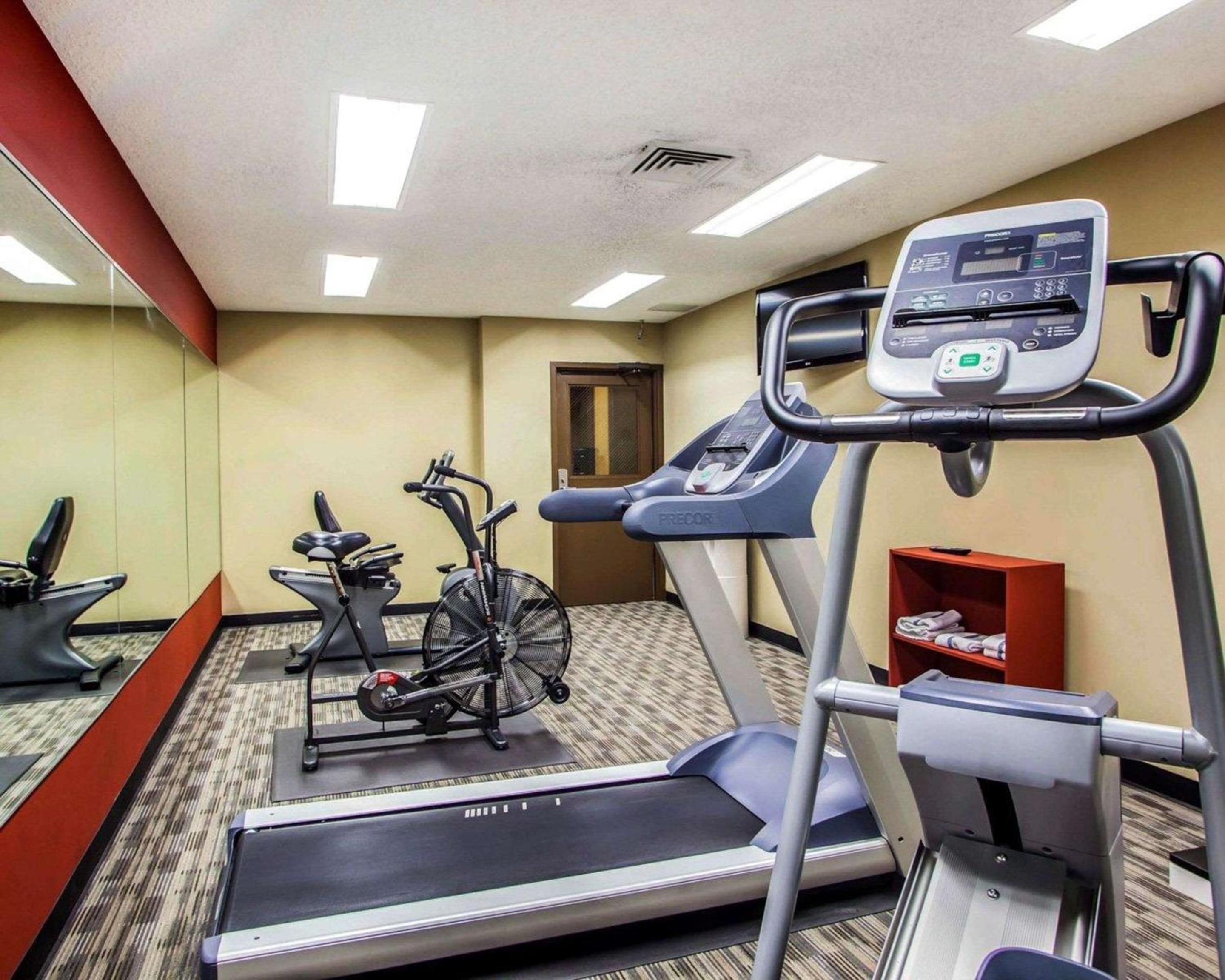 Peoria Vacations - Quality Inn  Suites - Property Image 12