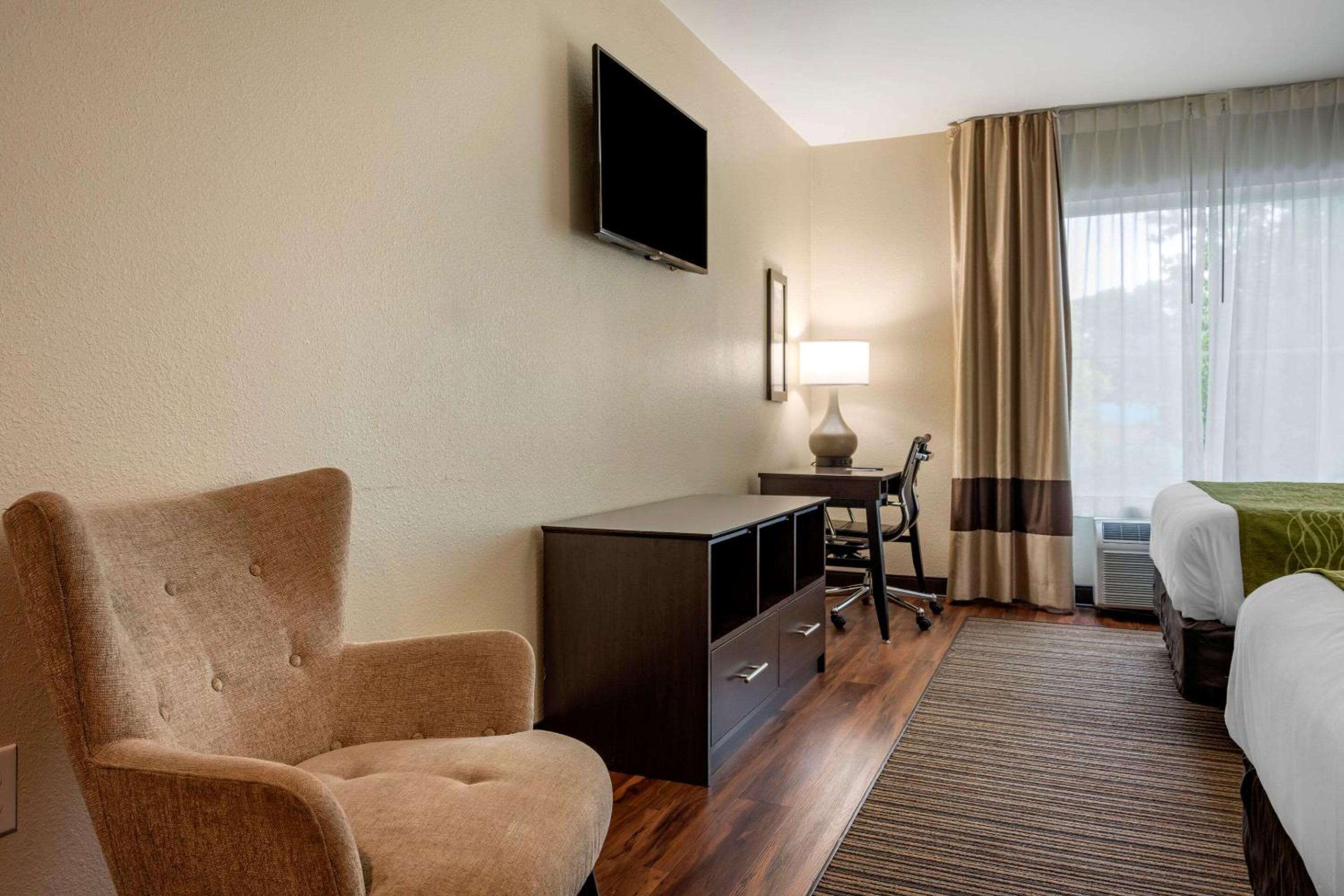 Comfort Inn Connellsville Riverview