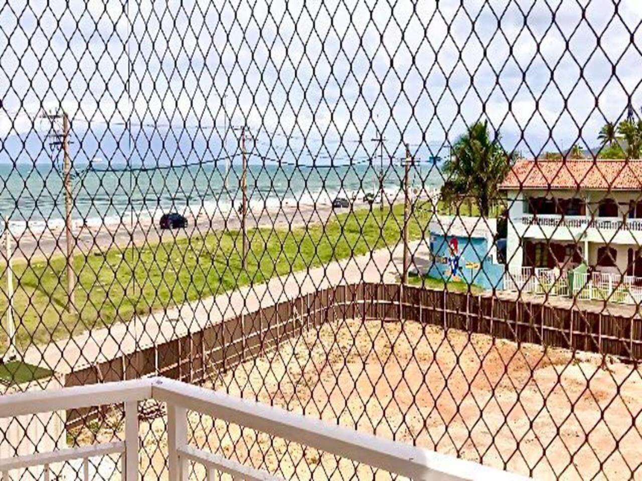 Apartamento studio em prédio de frente ao mar Massaguaçu Caraguatatuba