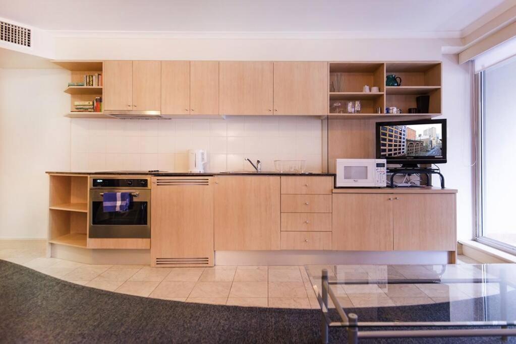 PI702 - Ideally Located Sydney CBD