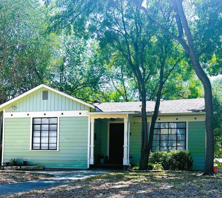 Argo Häuschen in Alamo Heights view 2
