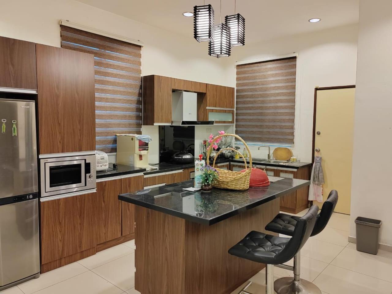 Nice semi D house at Tangkak photo 3