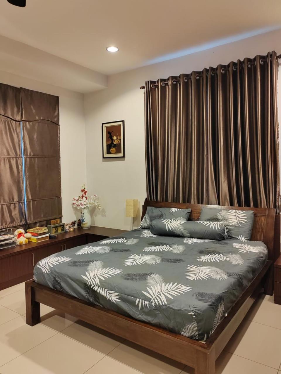 Nice semi D house at Tangkak photo 5