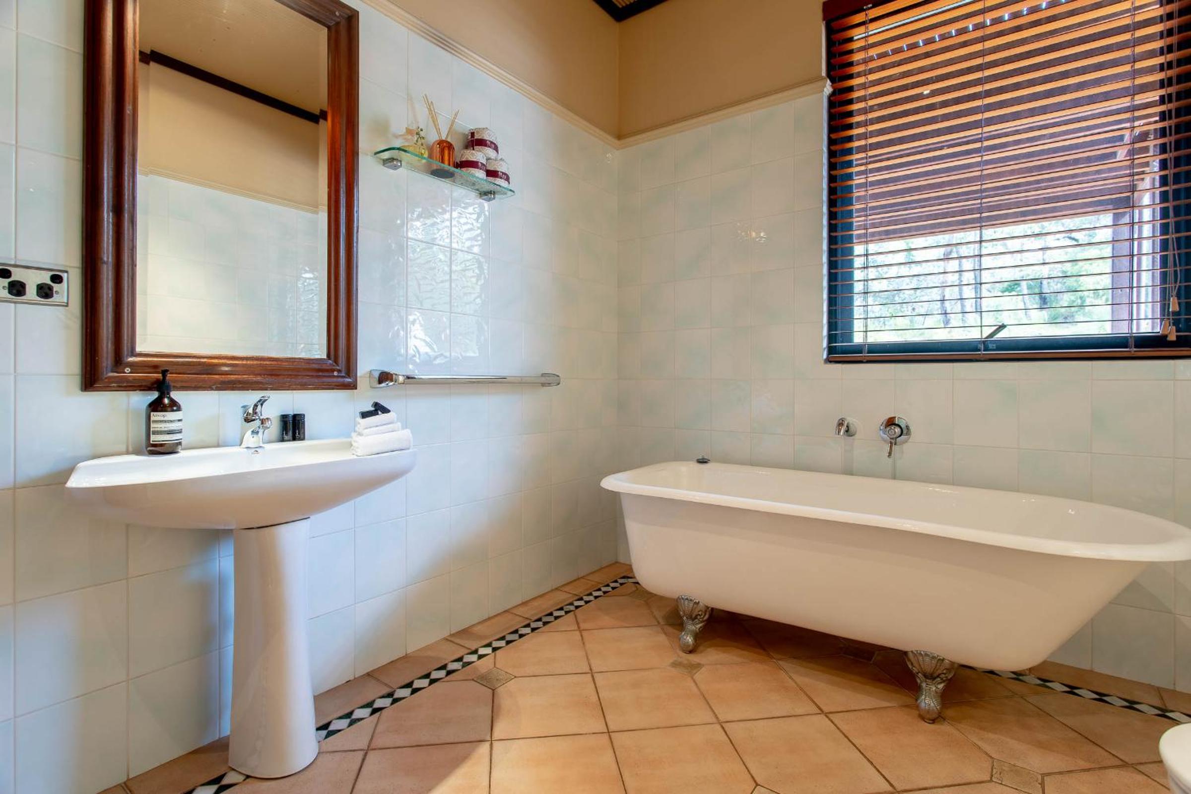 Mibremilla I Private Properties
