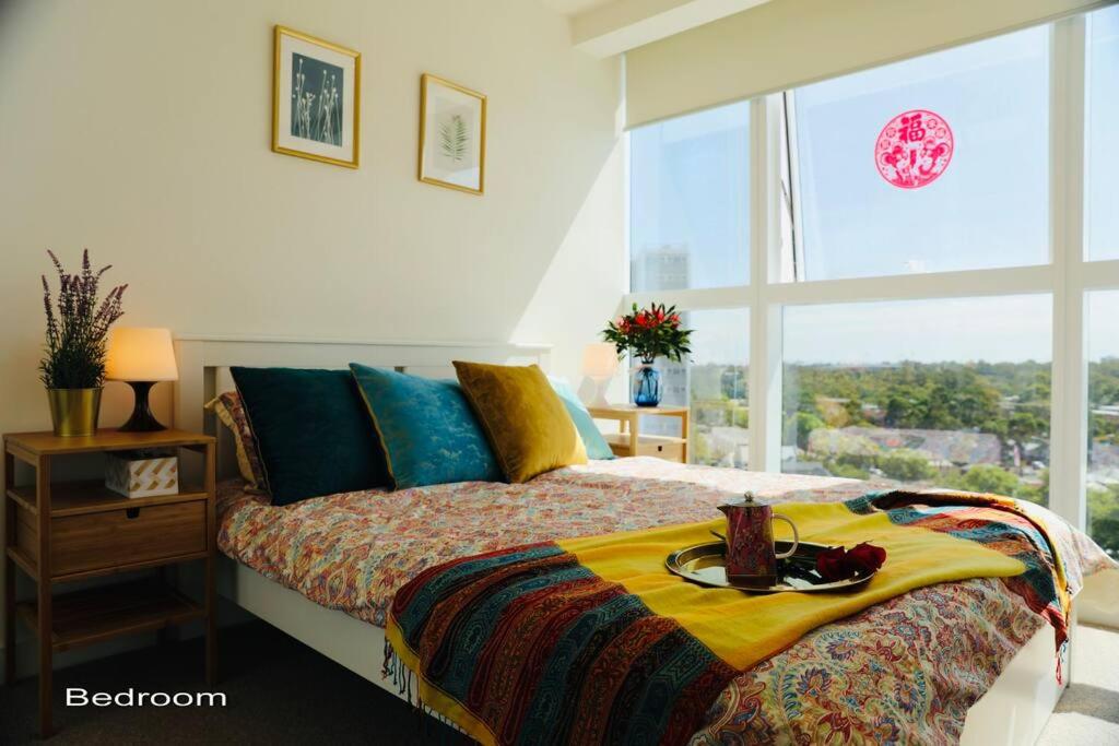 Two Bedroom Apartment In North Melbourne